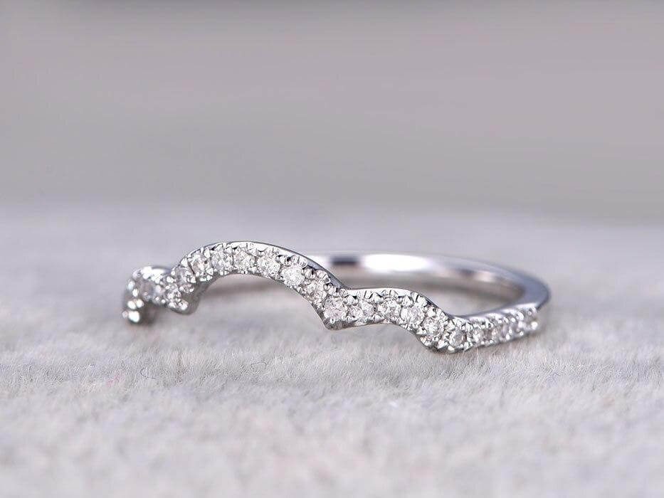 0.50 Carat 10k White Gold Moissanite Wedding Band - Curved Design Anniversary Ring for Women, Bridal Jewelry, Engagement Gift & Special Occasions