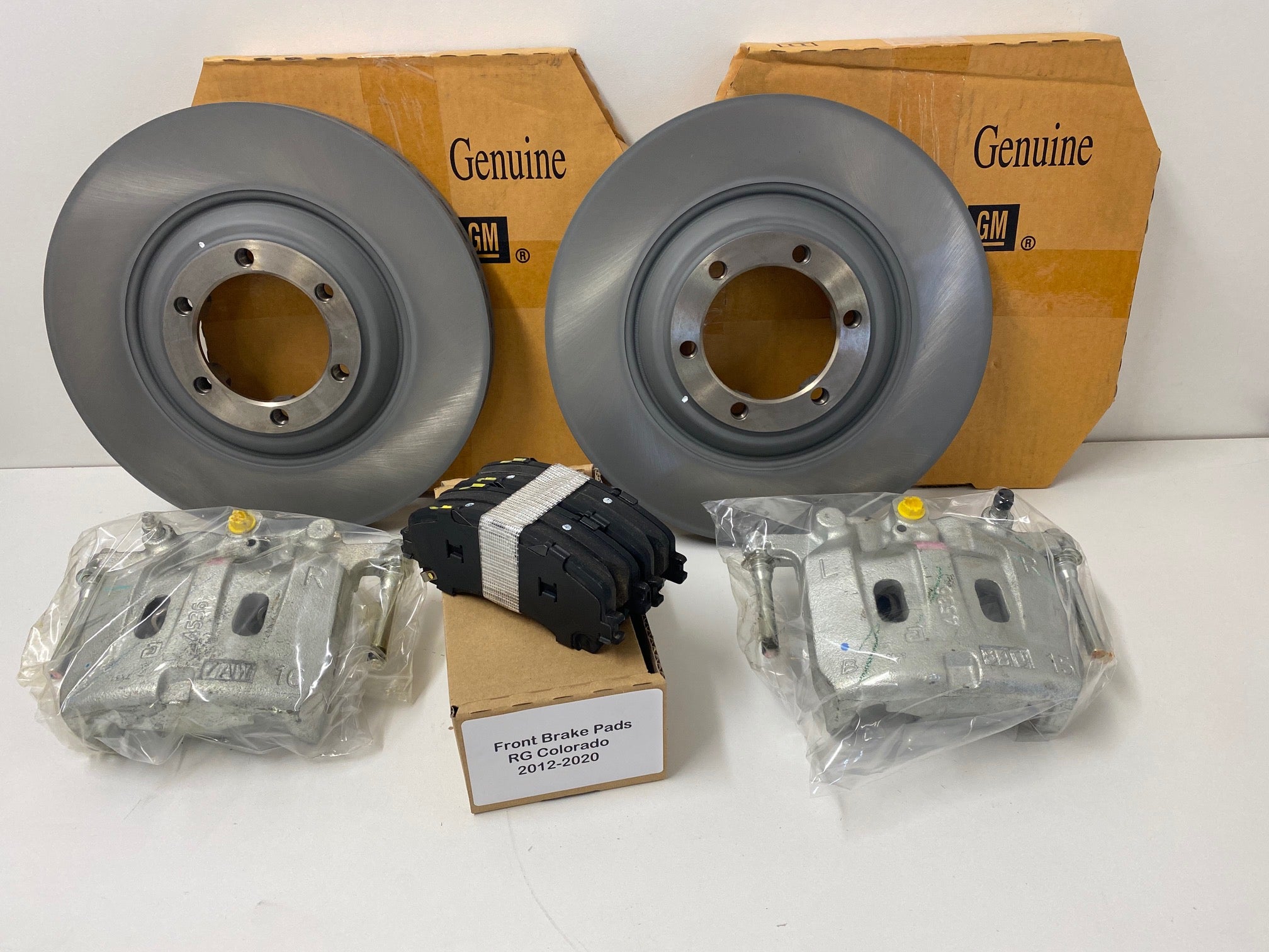Genuine Holden RG Colorado Front Brake Rotors Calipers & Pad Kit (2012-2016) - Perfect for Off-Roading & Heavy-Duty Towing