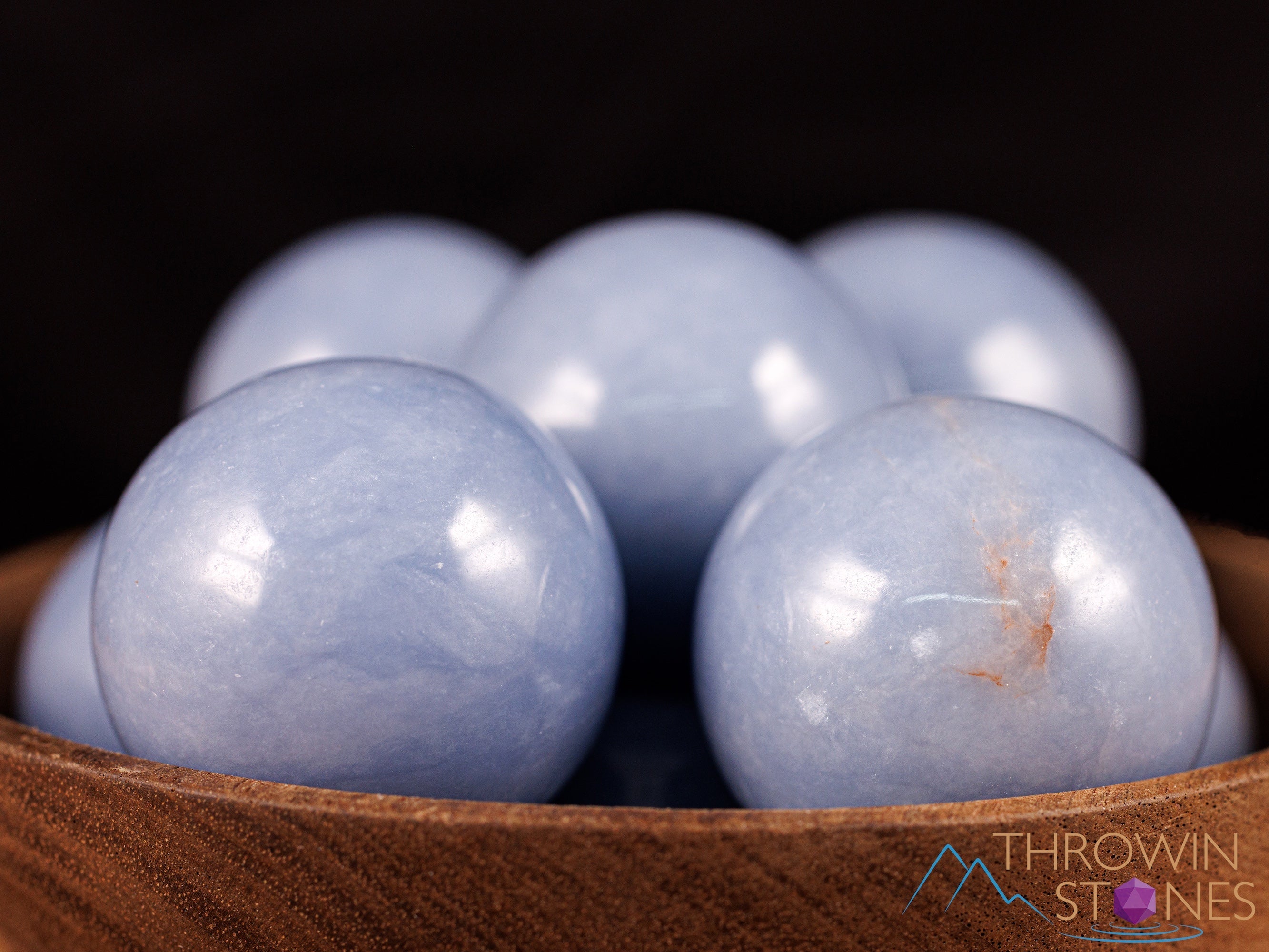 ANGELITE Crystal Sphere - Healing Crystal Ball for Meditation, Housewarming Gift, Feng Shui Home Decor, E0229 - Perfect for Yoga, Reiki & Spiritual Healing