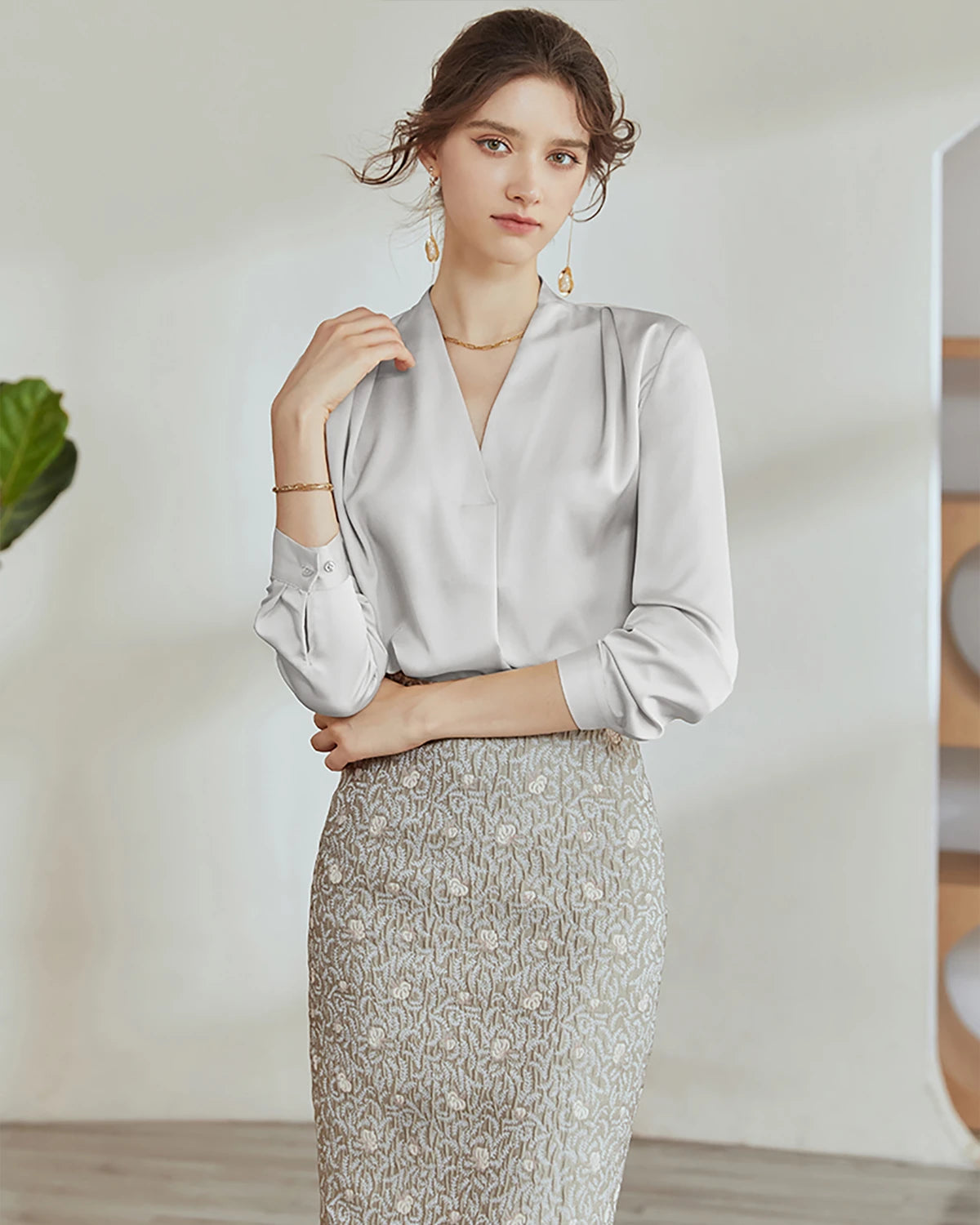Elegant V-Neck Silk Pleated Blouse for Women - Luxurious Wrinkle-Free Office & Evening Wear - Perfect for Business Meetings, Date Nights & Special Occasions
