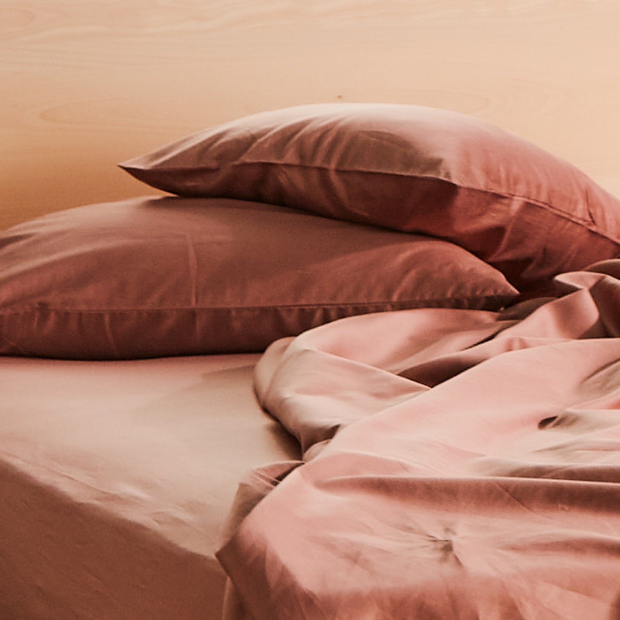 Premium 300 Thread Count Organic Cotton Sateen Pillowcases - Soft & Hypoallergenic Bedding for Luxury Sleep & Home Decor
