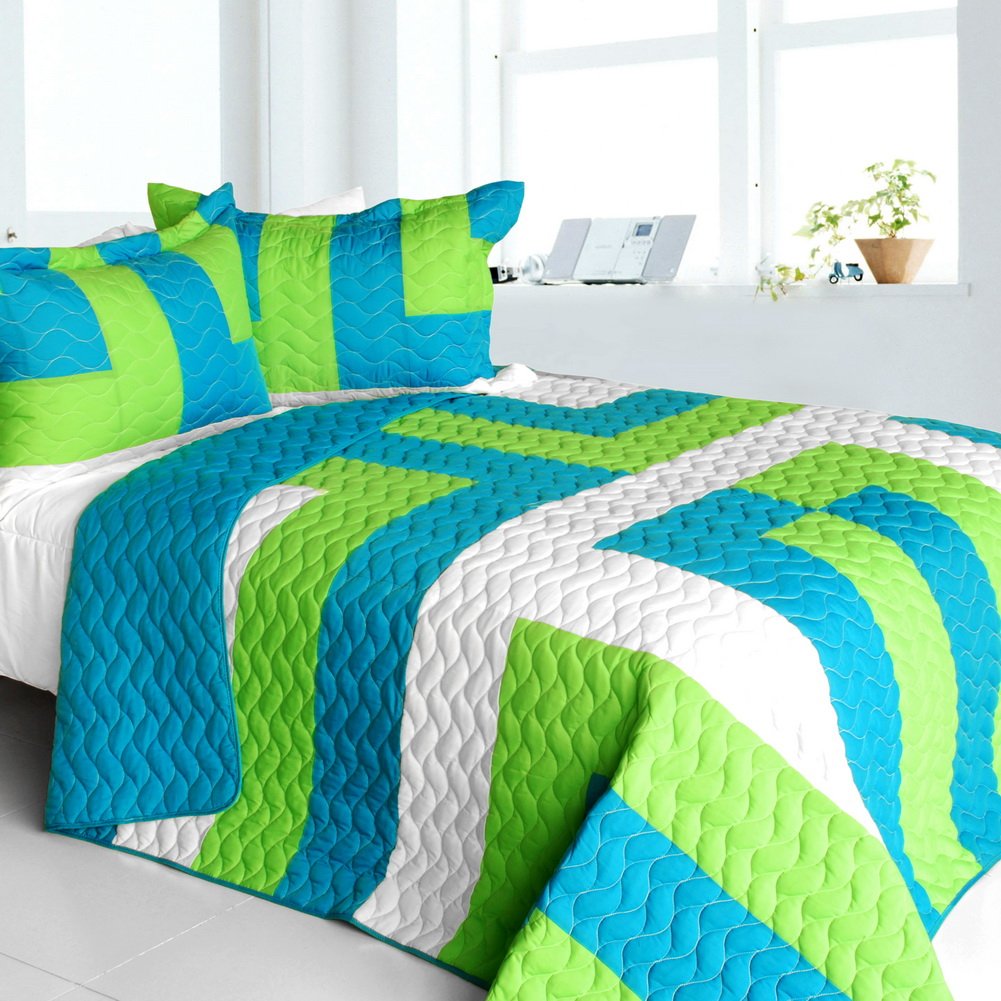 Sofia Jannok Geometric Patchwork Quilt Set - Vermicelli Quilted Bedding for Full/Queen Size - Modern Boho Bedroom Decor for Cozy Home & Guest Room