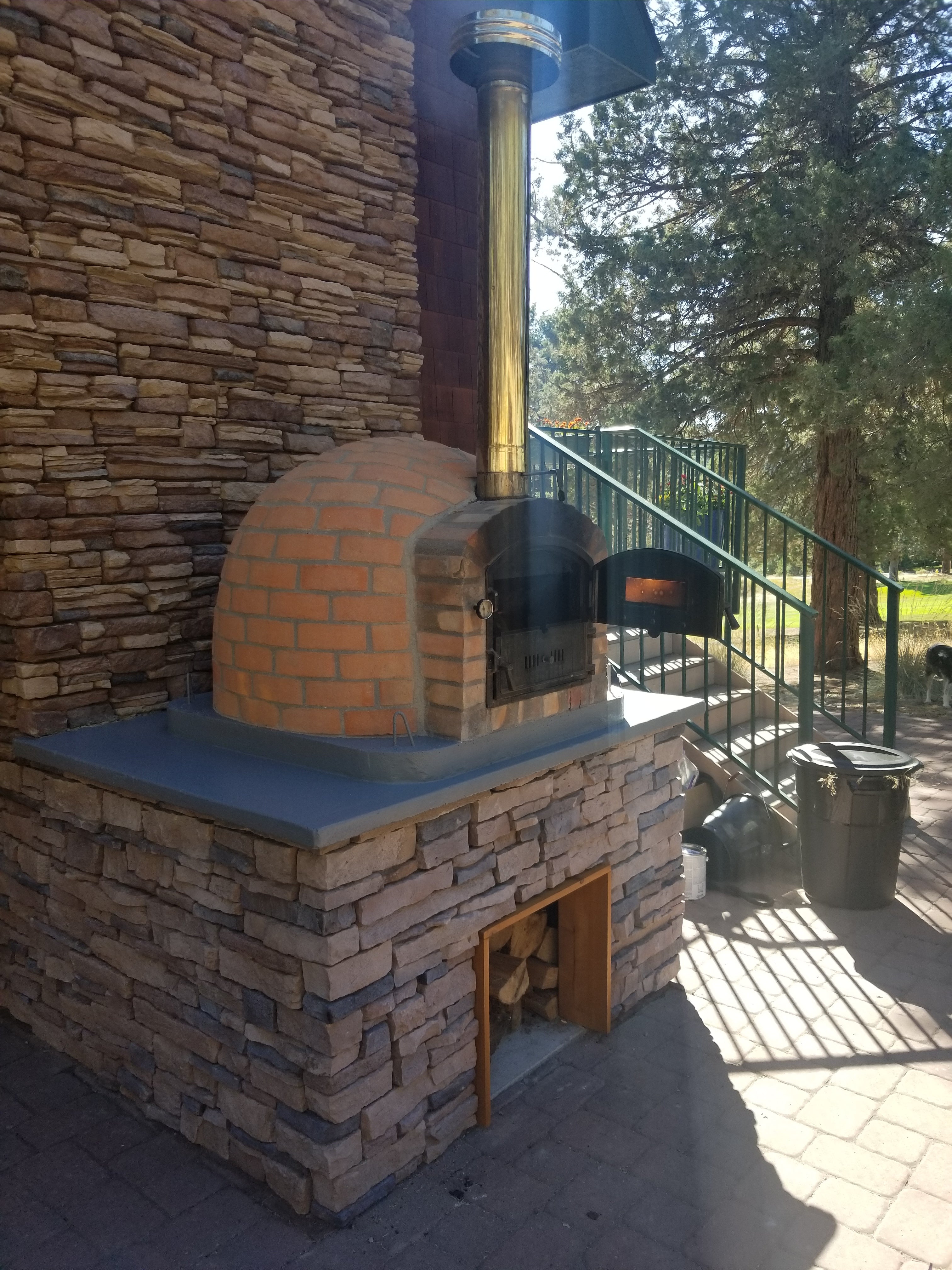 Premium Rustic Lisboa Hybrid Pizza Oven - Best Seller for Outdoor Cooking, Backyard Parties & Authentic Wood-Fired Pizza at Home