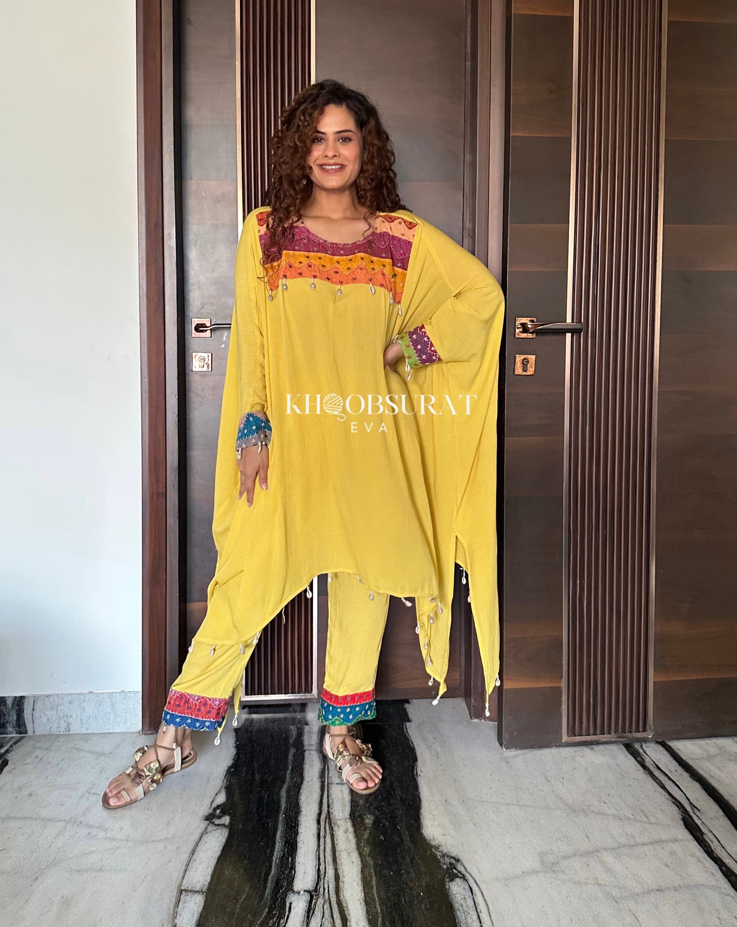 Stylish Yellow Women's Coordinated Outfit Set | Trendy Matching Top & Bottom | Perfect for Casual Wear, Summer Outfits & Street Style Fashion