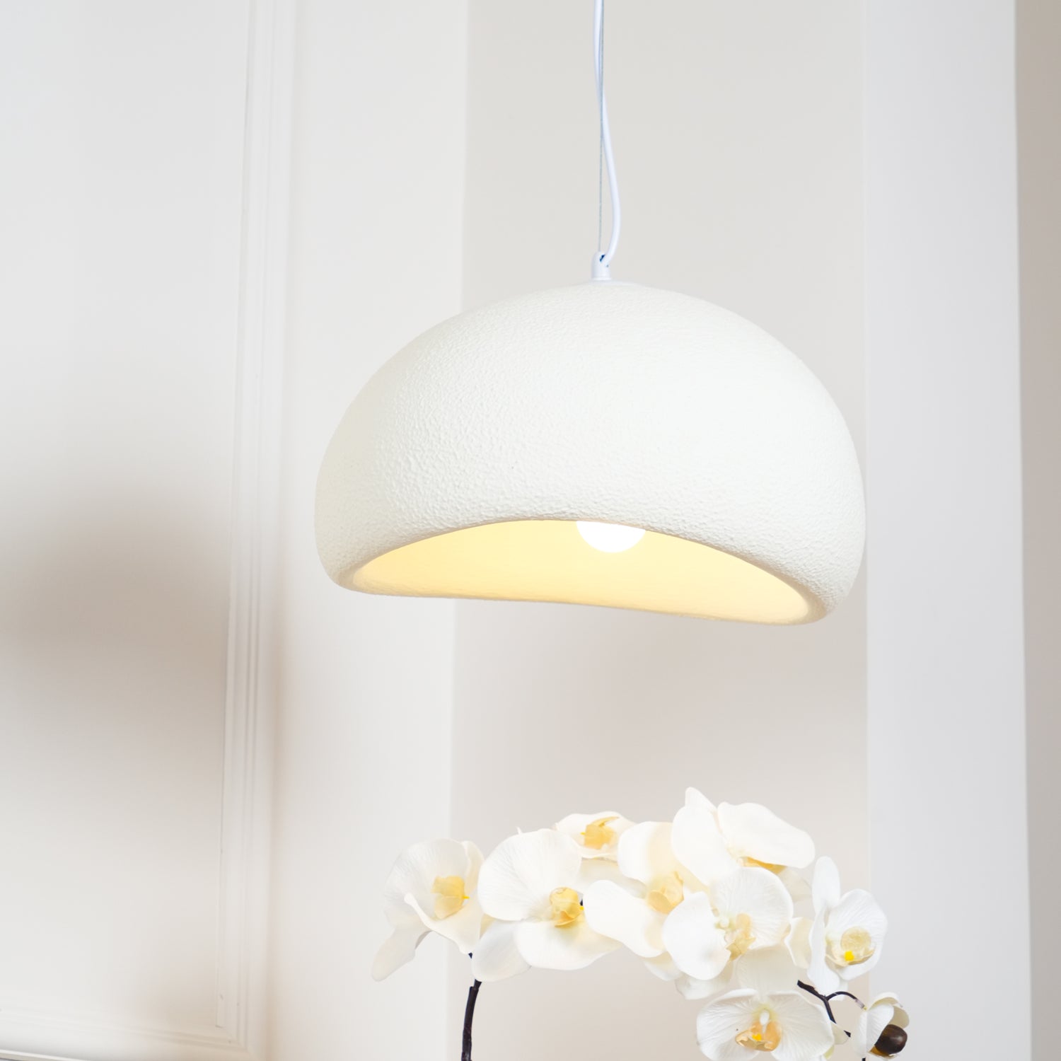 Modern Cloud Pendant Light Fixture - Stylish Hanging Ceiling Lamp for Living Room, Bedroom & Dining Area - Perfect for Home Decor and Ambient Lighting