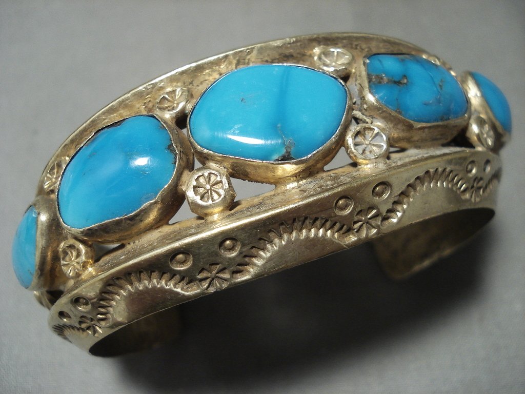 134 Gram Solid 14K Gold Sterling Silver Blue Carico Lake Turquoise Native American Handmade Bracelet – Perfect for Boho Fashion, Gift Giving & Cultural Jewelry Collections