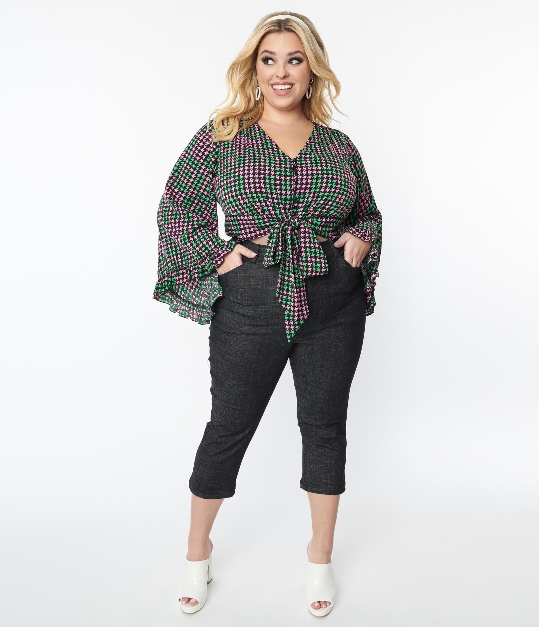 Smak Parlour Plus Size Black Denim Capris for Women - High Waisted Stretch Skinny Ankle Pants - Comfortable & Stylish for Casual Wear, Office & Travel