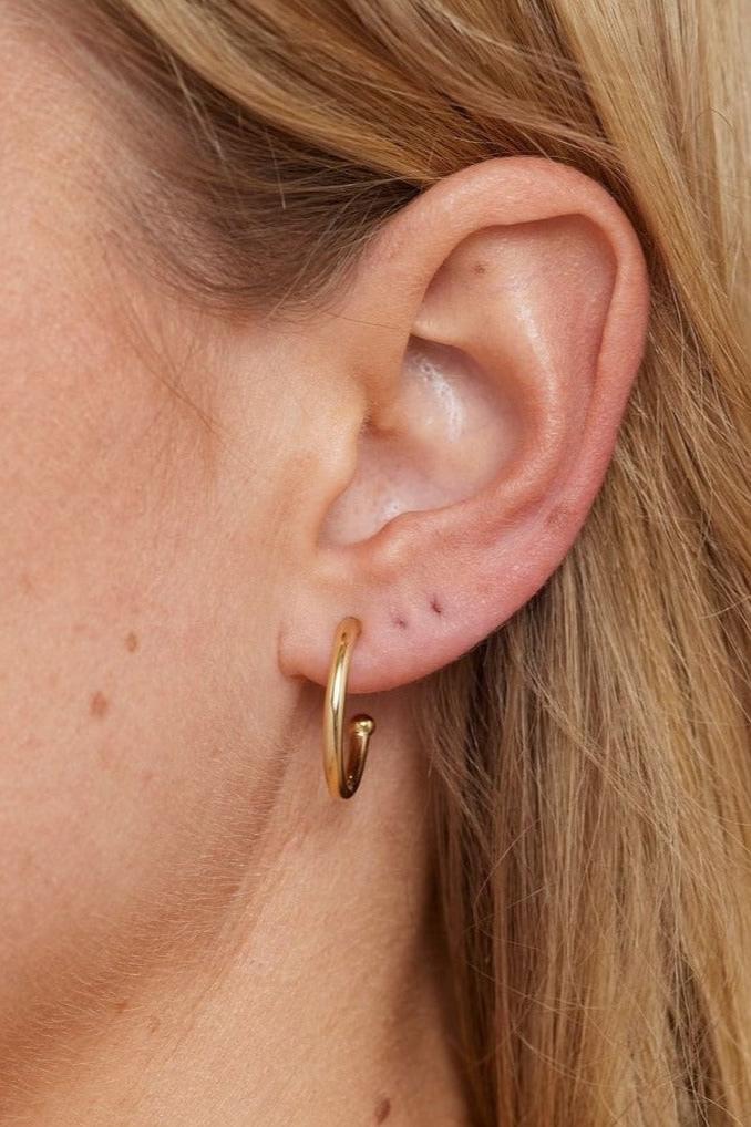 Stylish Large Polished Gold Hoop Earrings for Women - Perfect for Parties, Weddings & Everyday Wear