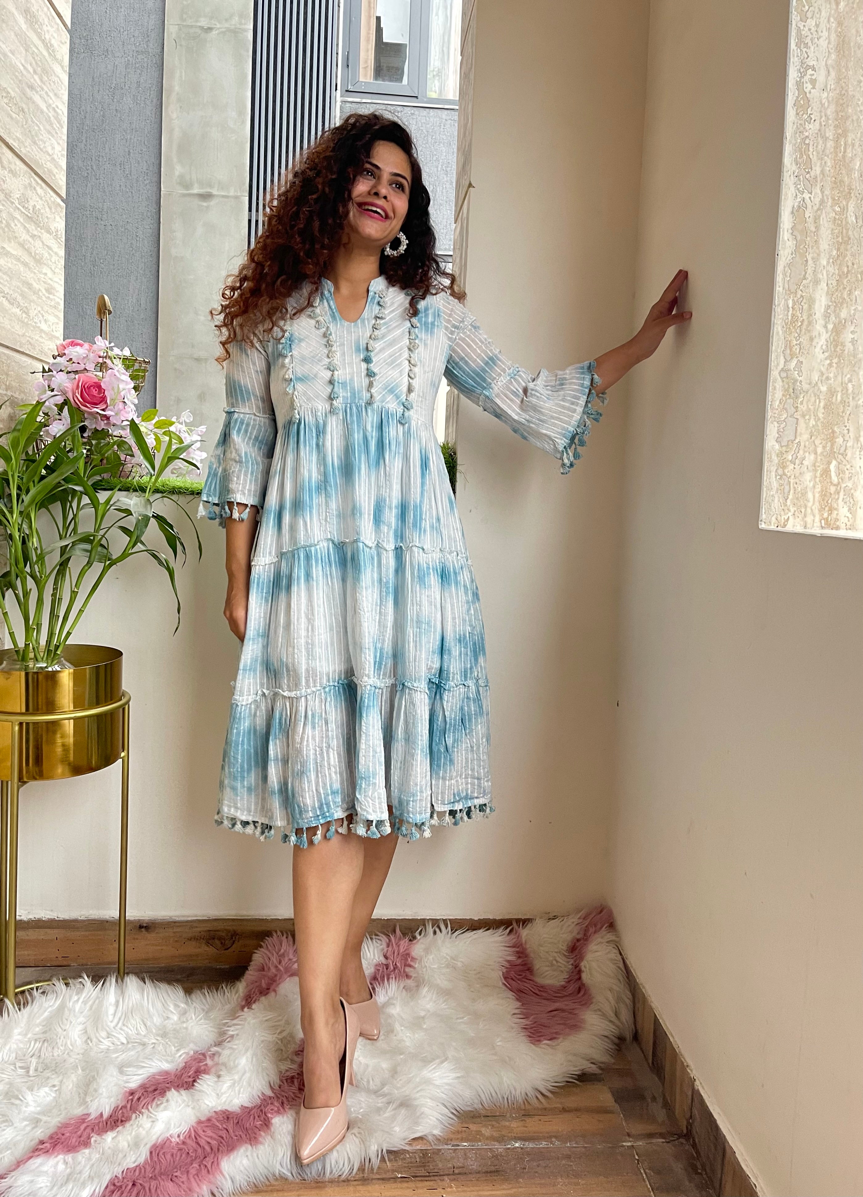 Elegant Women's Blue Maxi Dress - Flowy Long Summer Dress for Beach, Wedding & Casual Wear | Perfect for Vacations & Outdoor Events