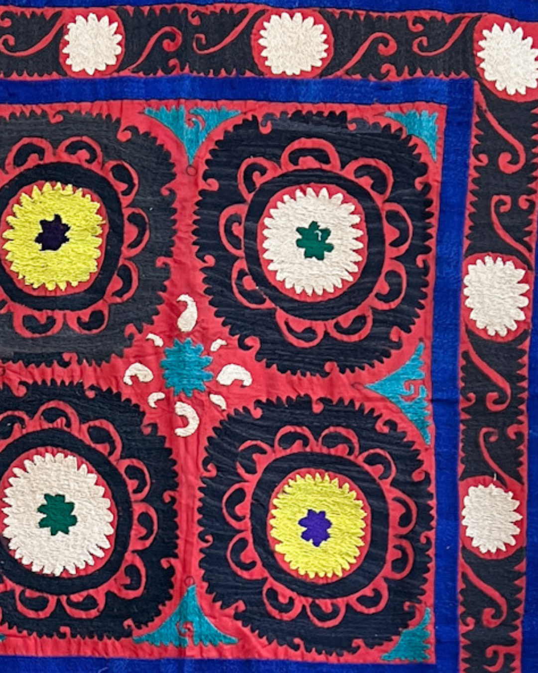 Handmade Suzani 028 Medium Cotton Throw Blanket - Boho Chic Home Decor for Living Room, Bedroom & Sofa