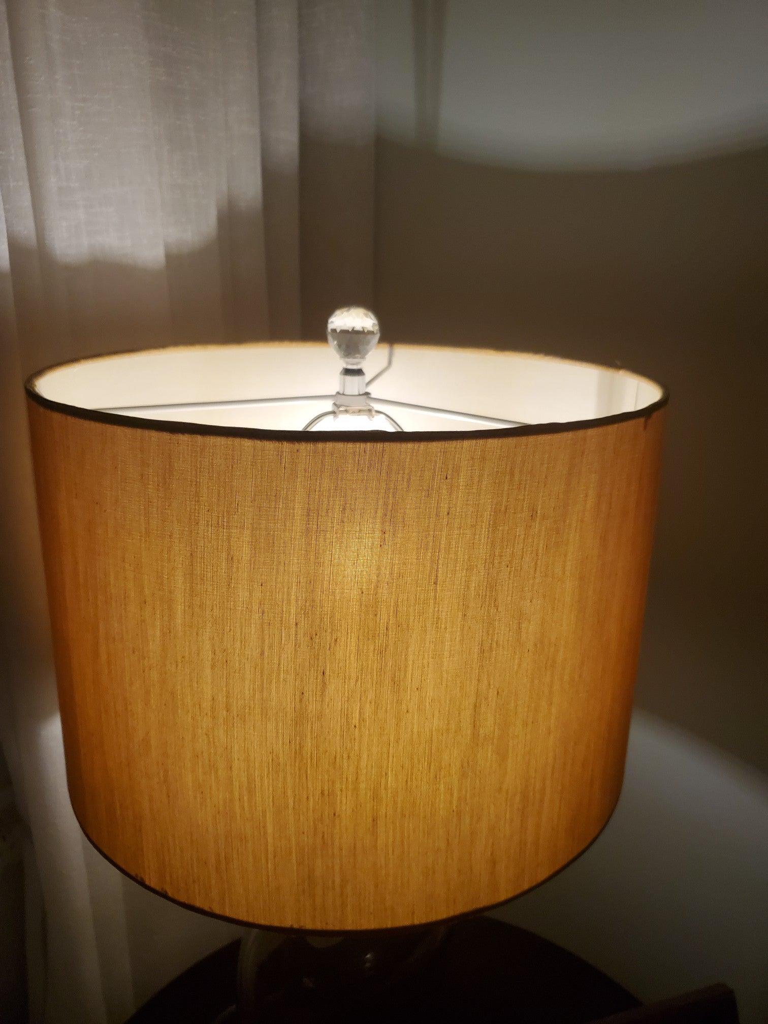 Elegant Glazed Crystal Table Lamp - Modern Home Decor for Living Room, Bedroom & Office - Perfect for Ambient Lighting & Stylish Interior Design