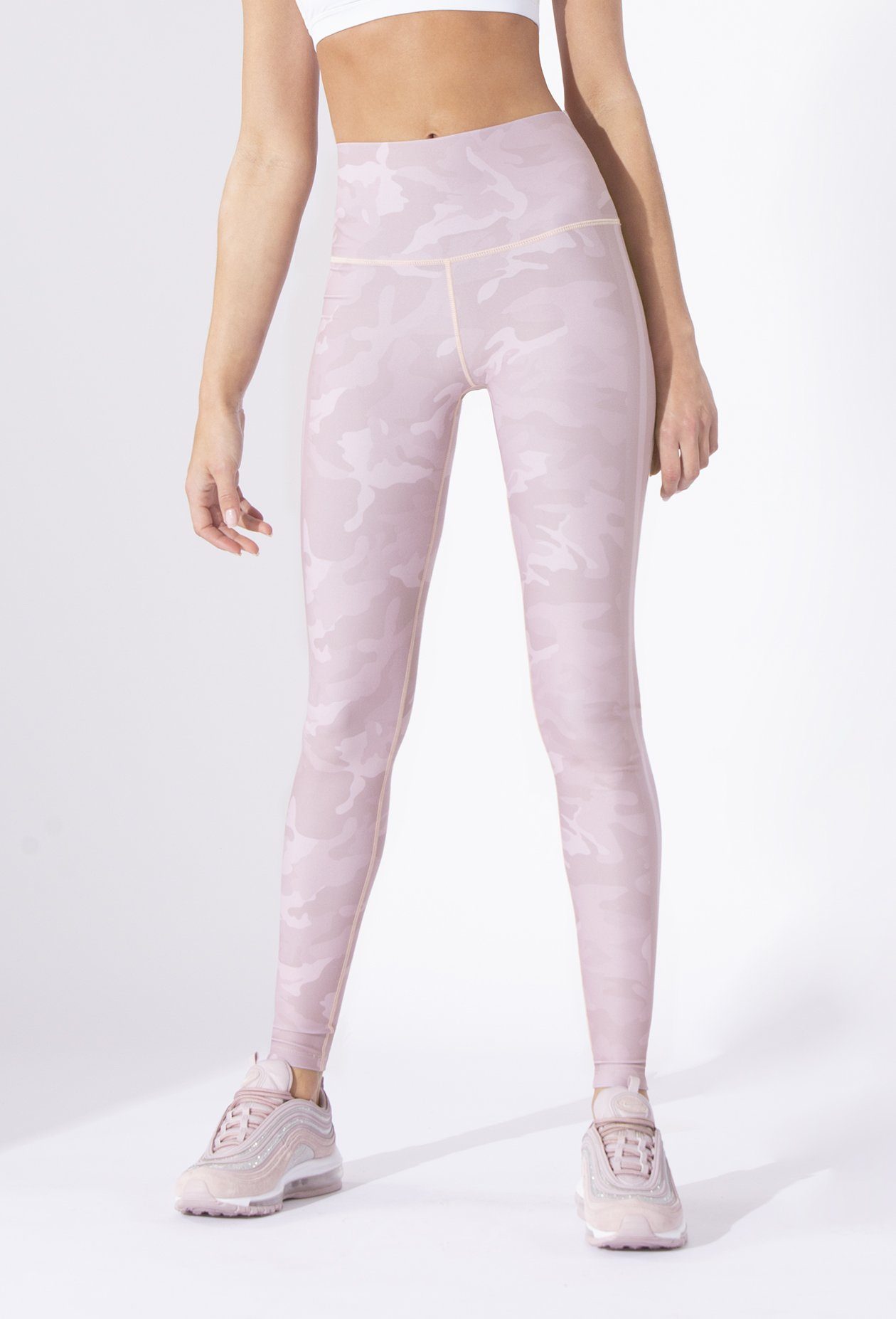 BLUSH CAMO