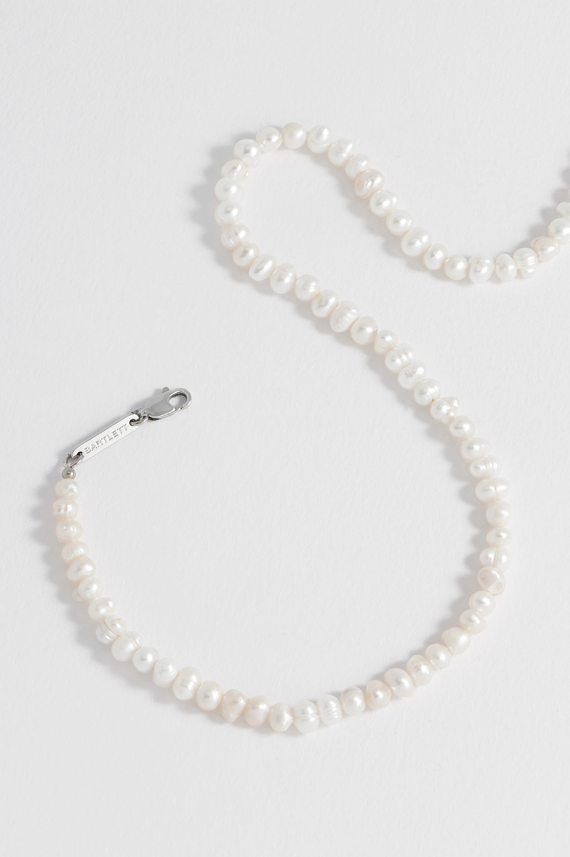 Luxury Men's Pearl Necklace - 18K Gold Plated Freshwater Cultured Pearls for Formal & Casual Wear - Perfect for Weddings, Parties & Gifts