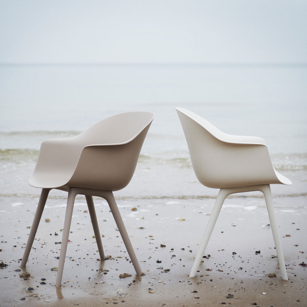 Bat Dining Chair with Plastic Base - Lightweight Outdoor Patio Furniture for Garden, Poolside, and Backyard Dining
