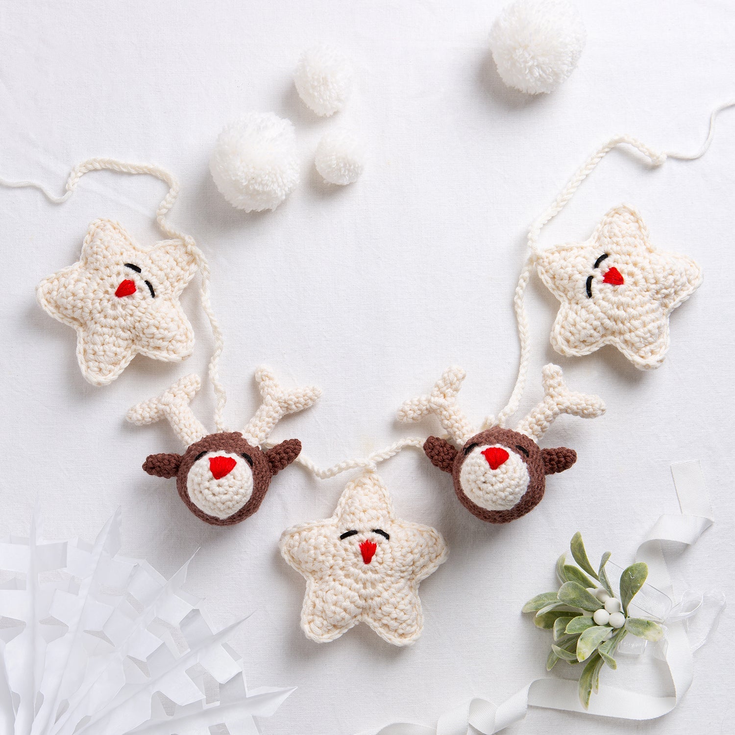 Belle the Reindeer & Christmas Star Garland Crochet Kit - DIY Holiday Decor for Christmas Tree, Mantel, and Home Decoration