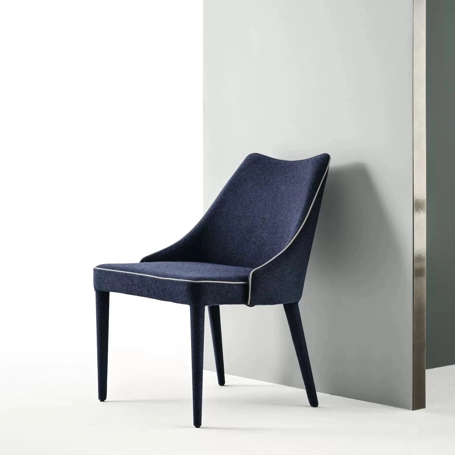 Bontempi Clara Armchair - Modern Accent Chair for Living Room, Bedroom & Office - Stylish Upholstered Lounge Chair with Wooden Legs - Perfect for Home Decor & Relaxation