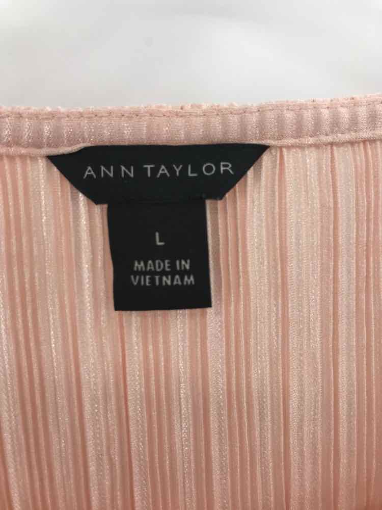 Pre-Owned Ann Taylor Pink Blouse Size Large - Perfect for Work, Casual Outfits & Special Occasions