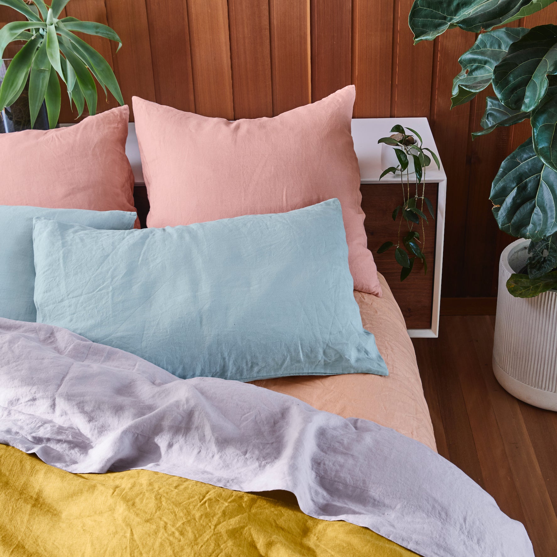 Premium Linen Euro Pillowcase Set - Soft & Breathable Bedding (20x20 Inches) - Perfect for Guest Rooms, Luxury Hotels & Cozy Home Decor