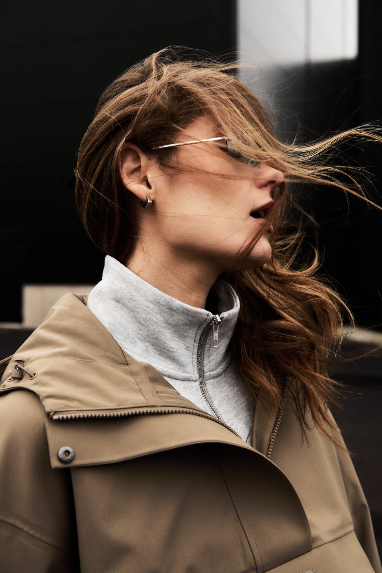 Stylish Winter Outerwear Jacket for Men & Women - Waterproof & Windproof Coats for Outdoor Activities, Hiking, and Daily Wear
