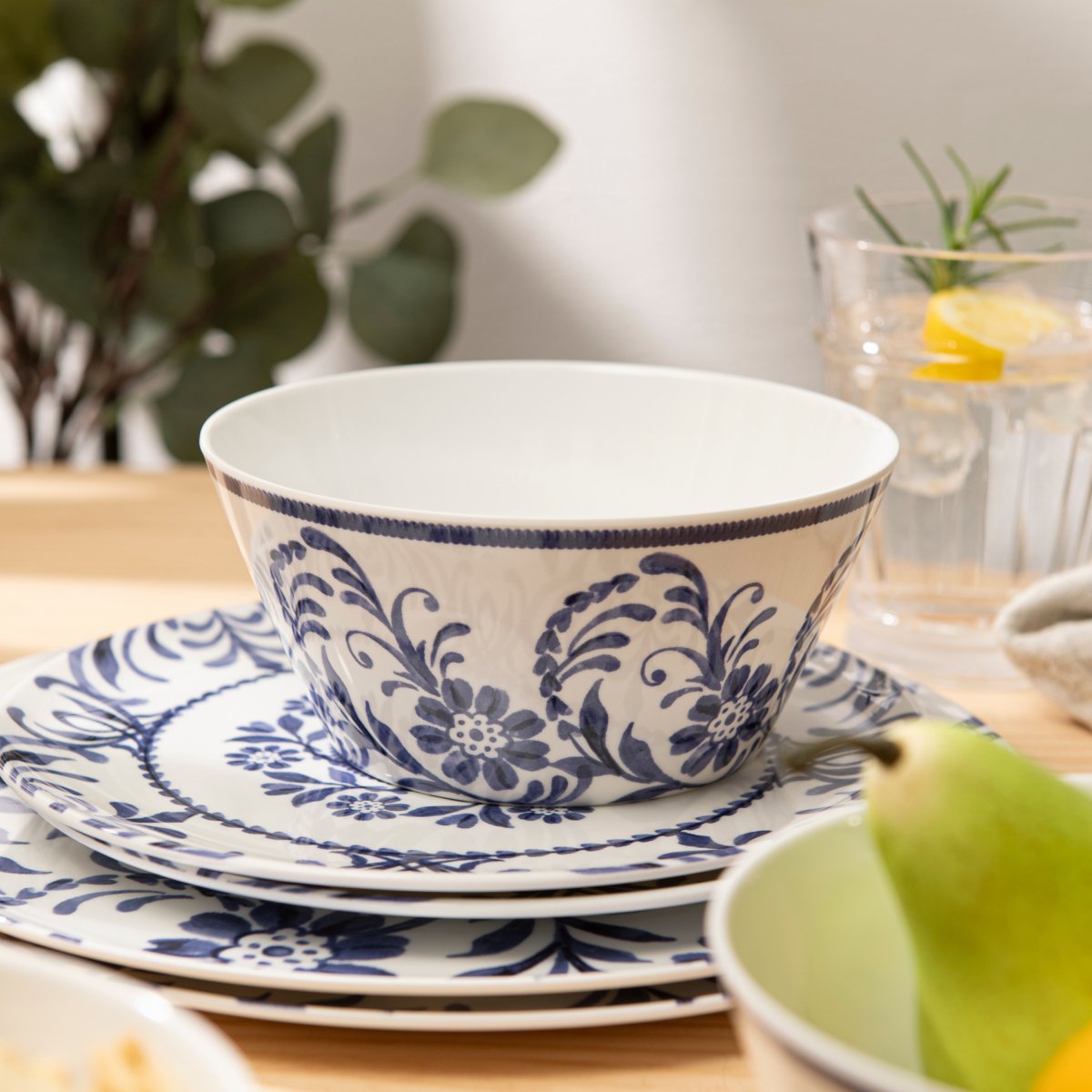 12-Piece Outdoor Dinnerware Set - Indigo Floral Design for Picnics, BBQs, and Garden Parties