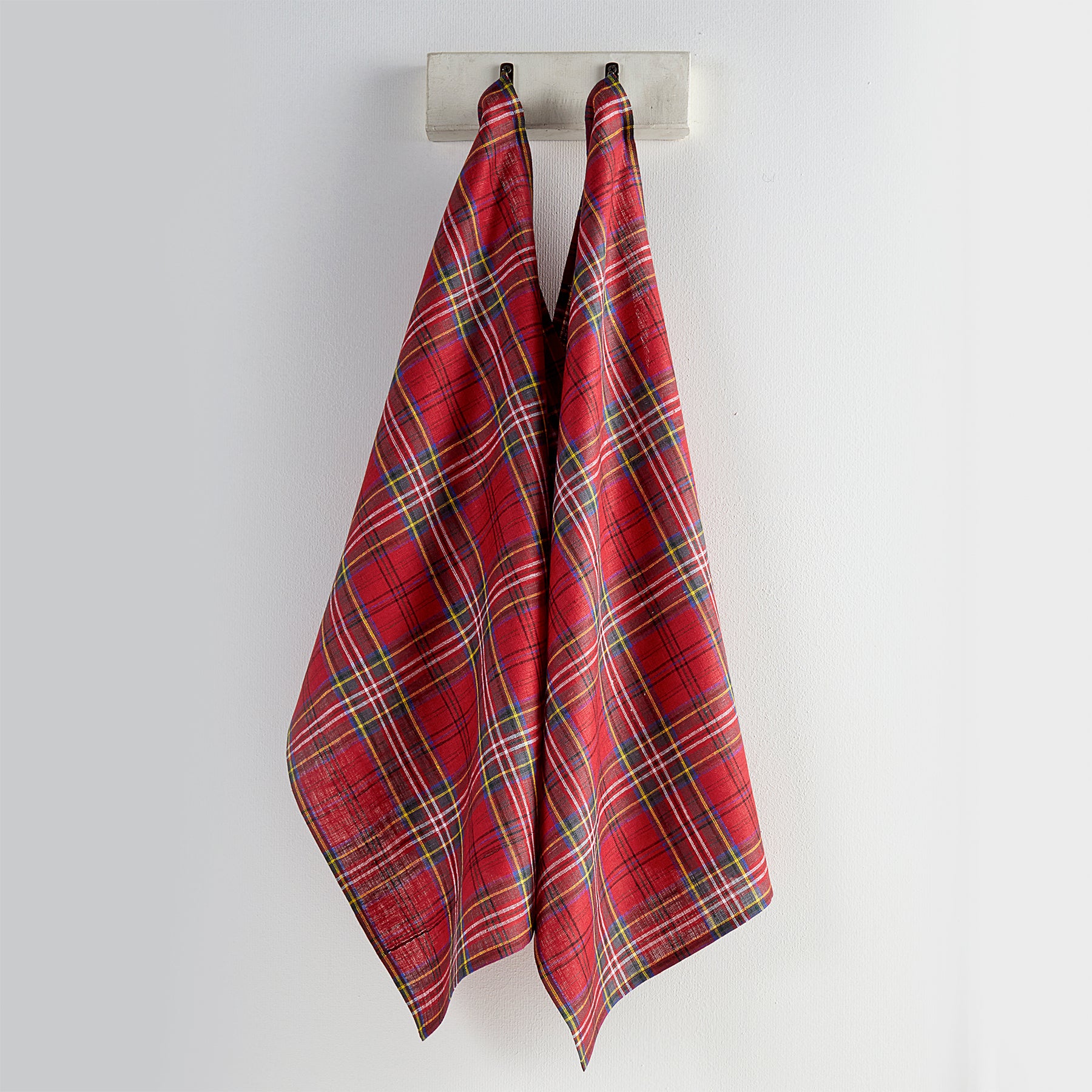 Classic Tartan Plaid Kitchen Towels Set of 2 - Absorbent Cotton Dish Towels for Drying Dishes, Cleaning & Decor - Perfect for Farmhouse, Rustic & Modern Kitchens