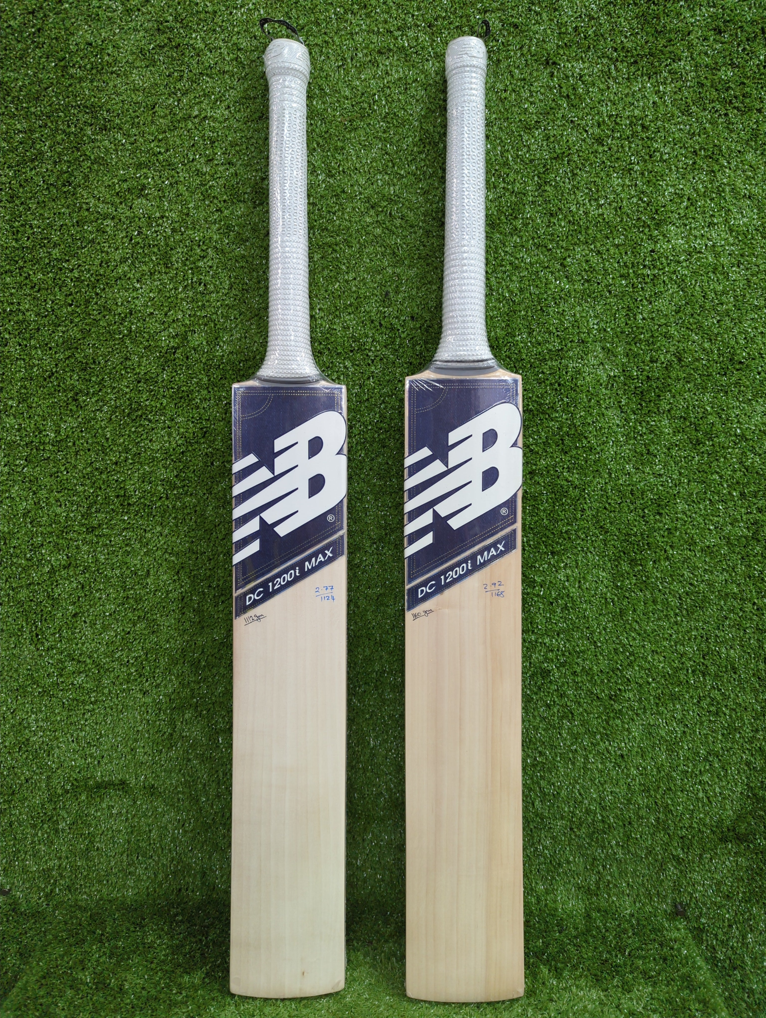 NB DC 1200I Max Adult English Willow Cricket Bat - Premium Performance for Professional Cricket Matches & Training Sessions