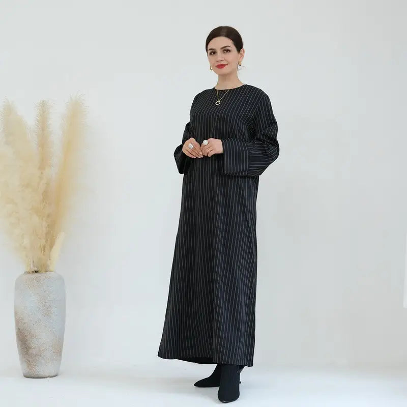 Elegant Twill Jacquard Abaya Dress for Muslim Women - Modest Islamic Prayer Dress for Mosque, Eid, and Special Occasions