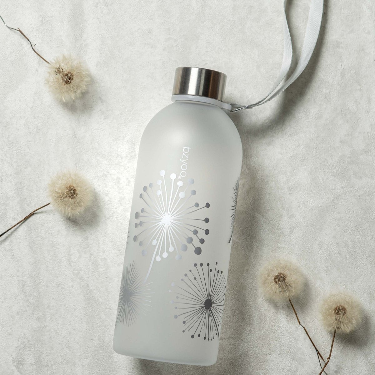 32oz Time Marker Tritan Water Bottle with Carrying Strap - Dandelion Silver | BPA-Free Leakproof Sports Water Bottle for Gym, Hiking & Outdoor Activities