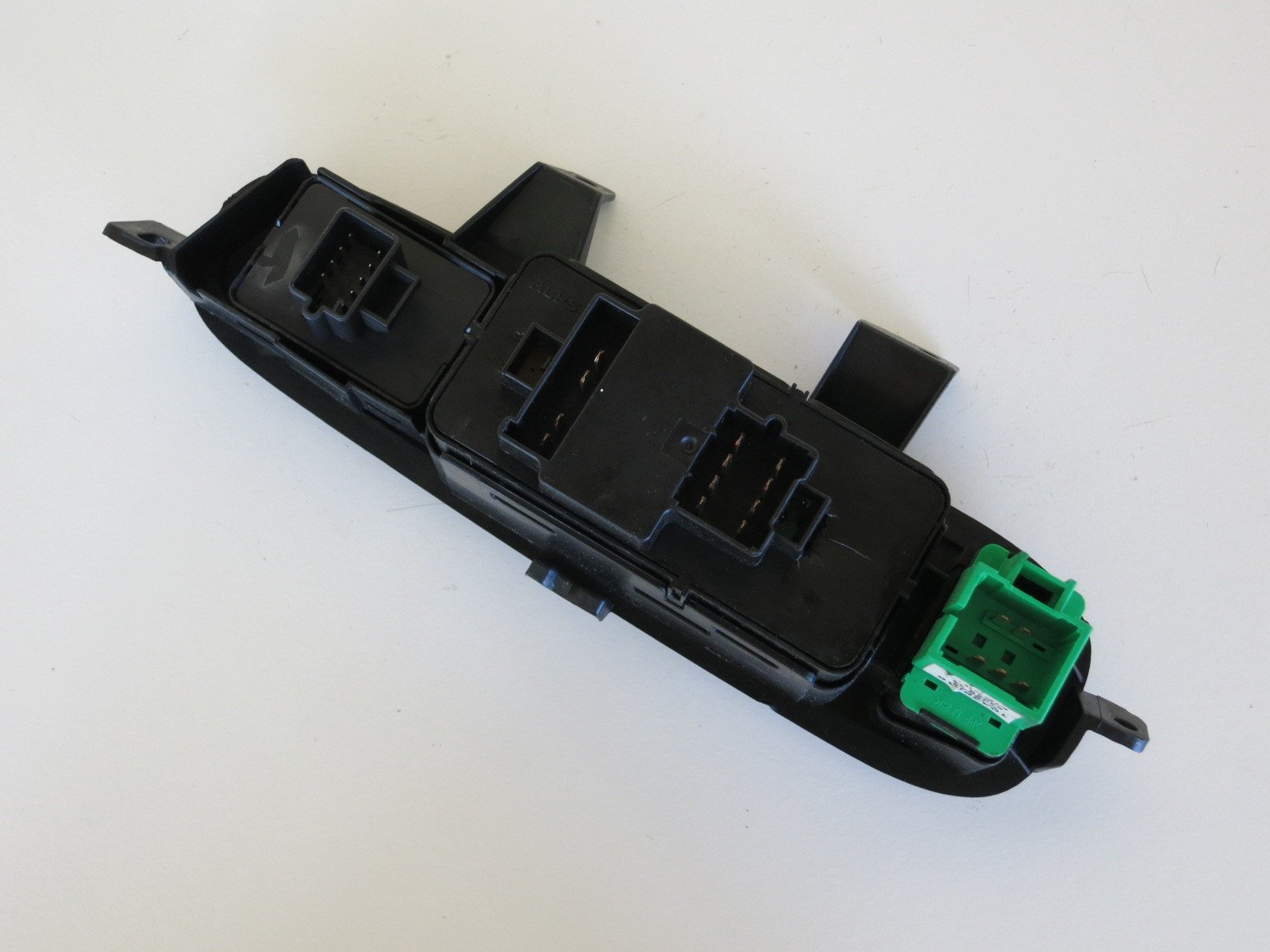 General Motors 10438813 Door Window Switch Panel - Replacement for GM Vehicles | Power Window Control Switch Assembly for Driver Side | Perfect for Chevy, GMC, Cadillac Models | Easy DIY Installation for Home Mechanics