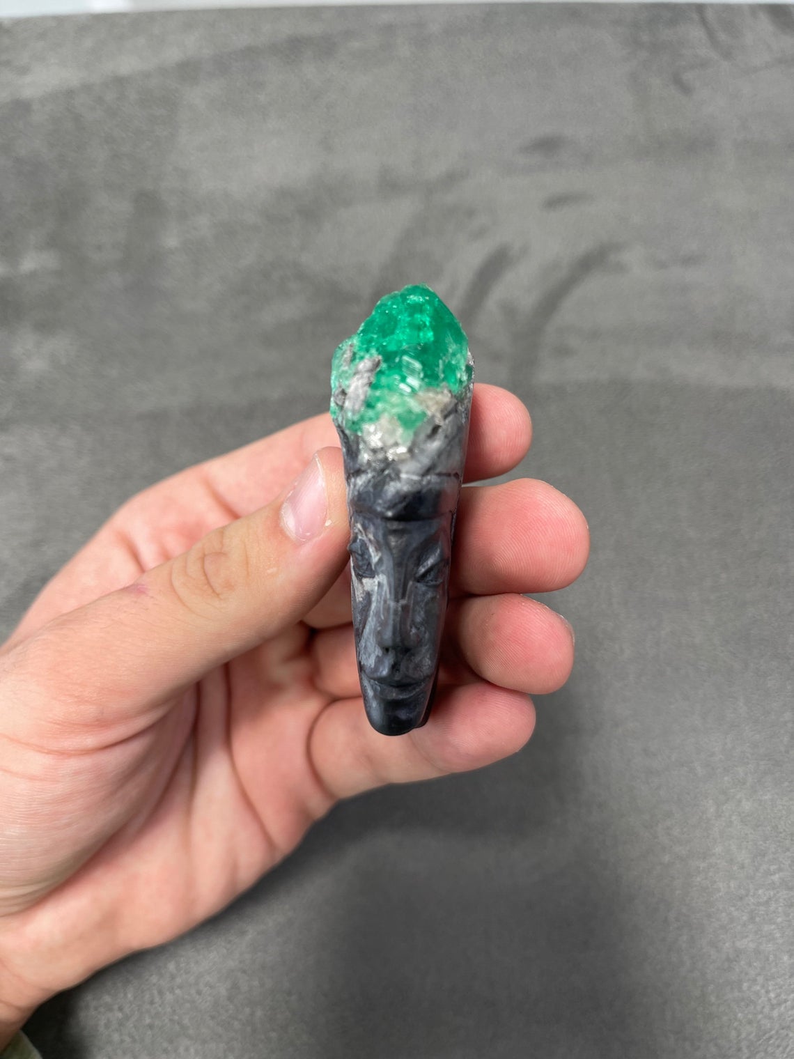 Natural Colombian Emerald Rough Crystal Sculpture - Egyptian Goddess Carving for Jewelry Making, Meditation & Home Decor