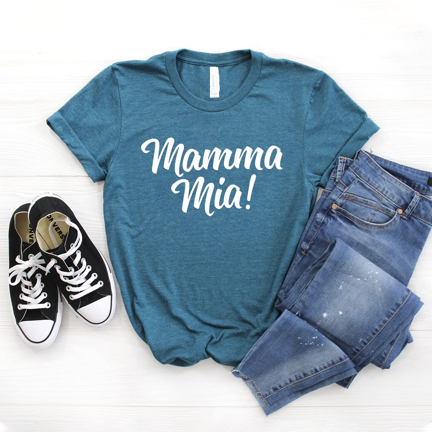 Premium Italy T-Shirt - Unisex Softstyle Italian Flag Tee - Italia Shirt with 'Ciao' & 'Mamma Mia' Print - Perfect Italian Gift for Travel Lovers & Heritage Celebration