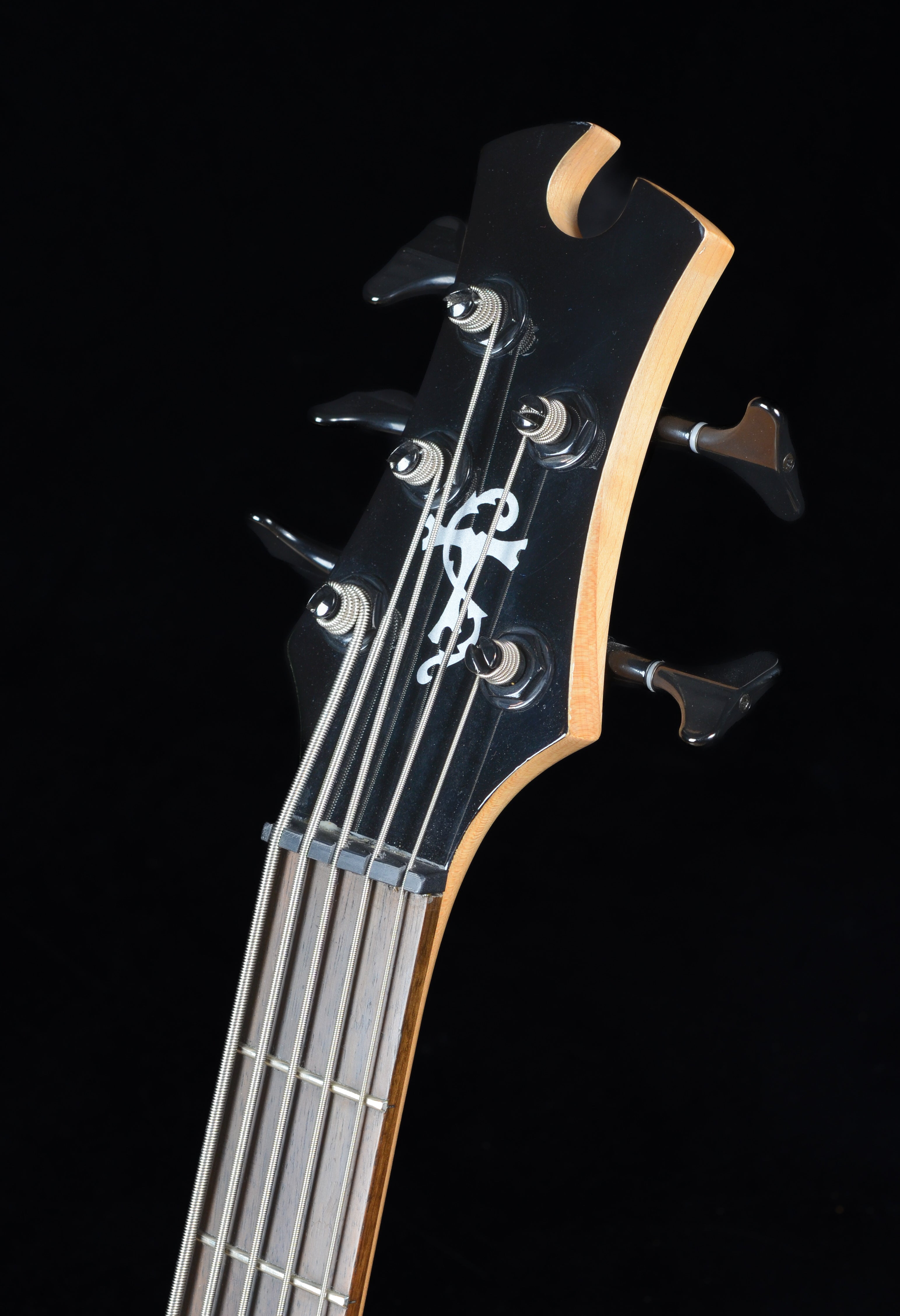 Tobias 2013 Toby Deluxe V 5-String Electric Bass Guitar Sunburst Finish - Used | Perfect for Rock, Jazz & Studio Recording