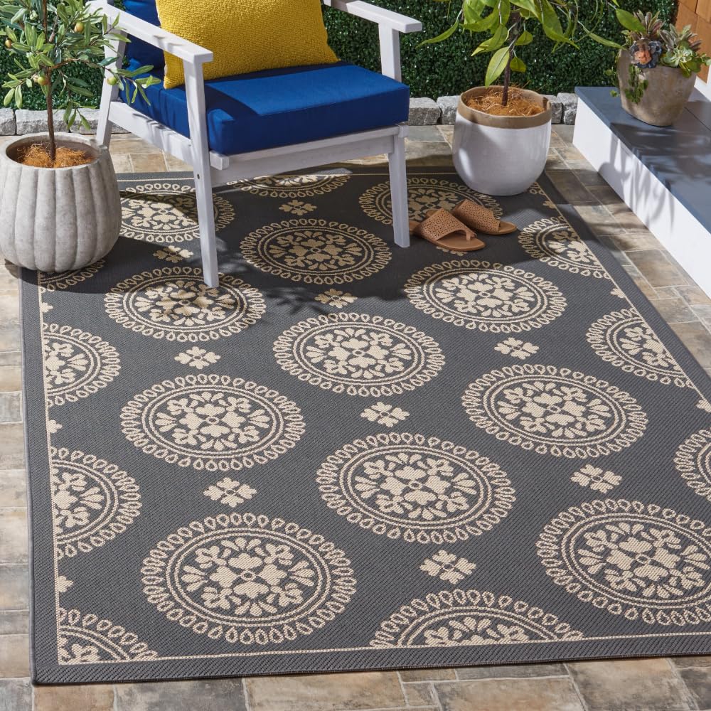 SAFAVIEH Courtyard Collection 6'7