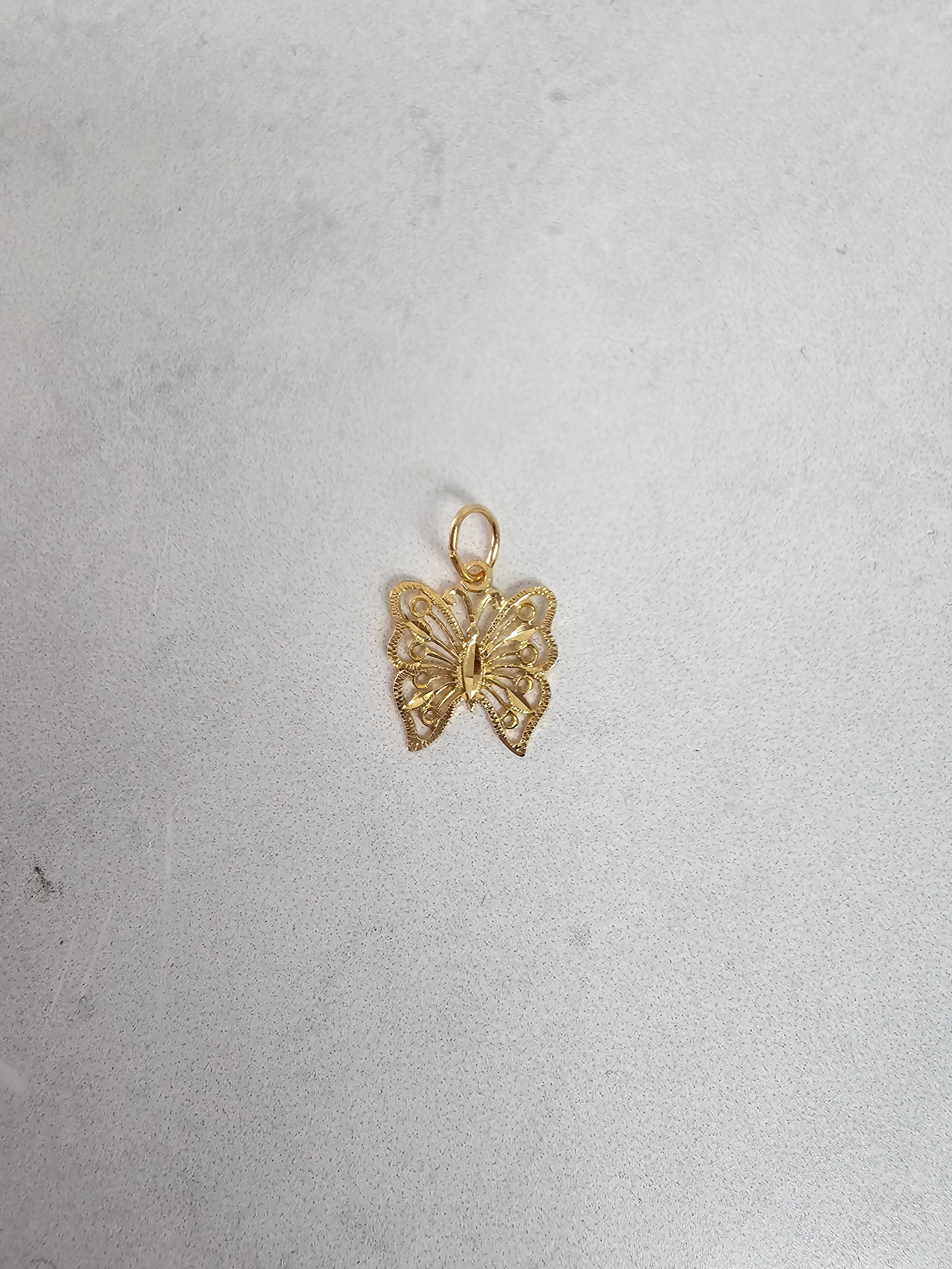Elegant Lace Butterfly Pendant Necklace for Women - Dainty Gold Silver Jewelry Gift for Her - Perfect for Weddings, Parties & Everyday Wear
