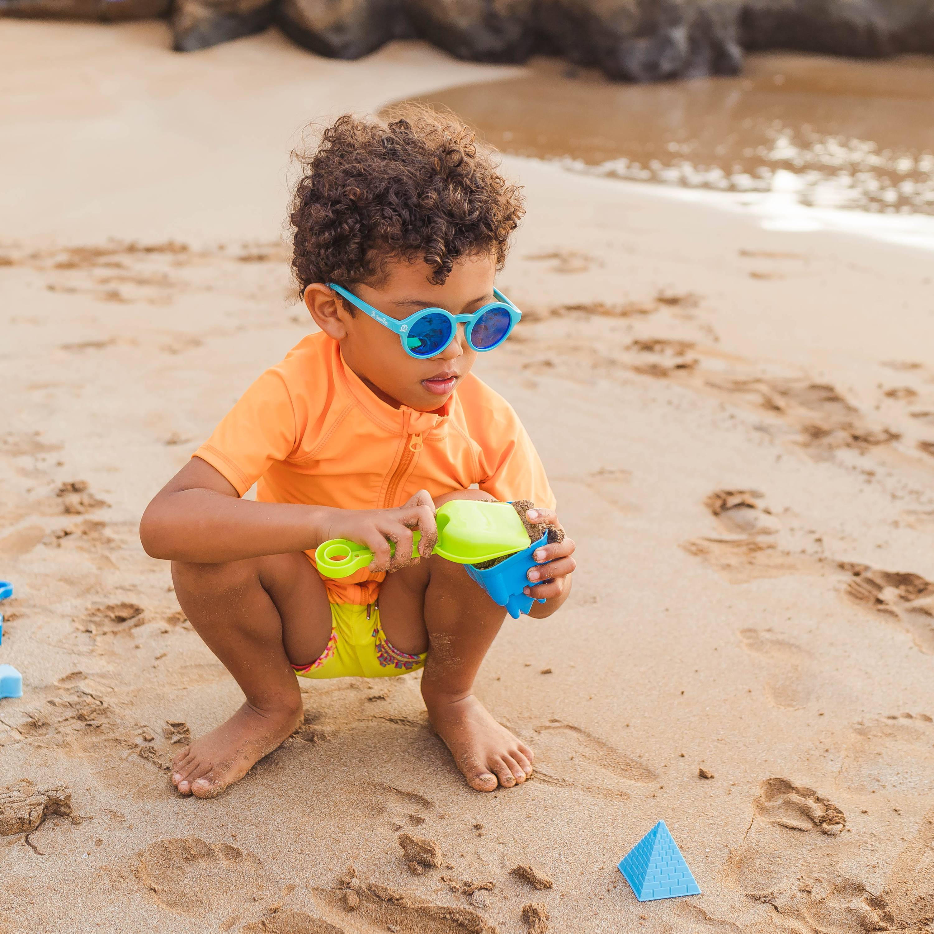 Kids Round Sunglasses Scuba Blue - UV Protection, Polarized, Unbreakable for Boys & Girls - Perfect for Beach, Swimming, and Outdoor Activities
