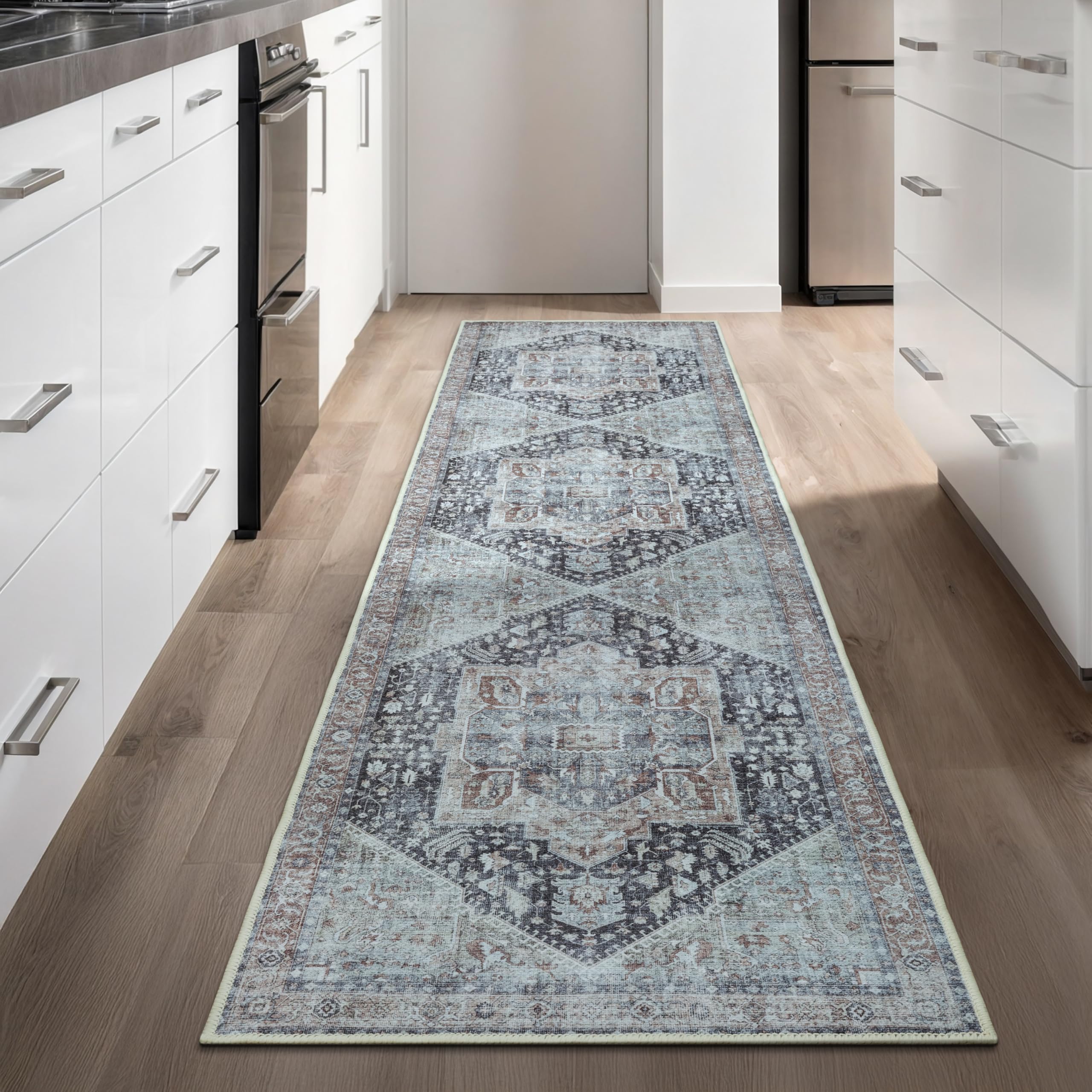 GLN Rugs Vintage Collection - Machine Washable Non-Slip Low Pile Area Rug 2'6