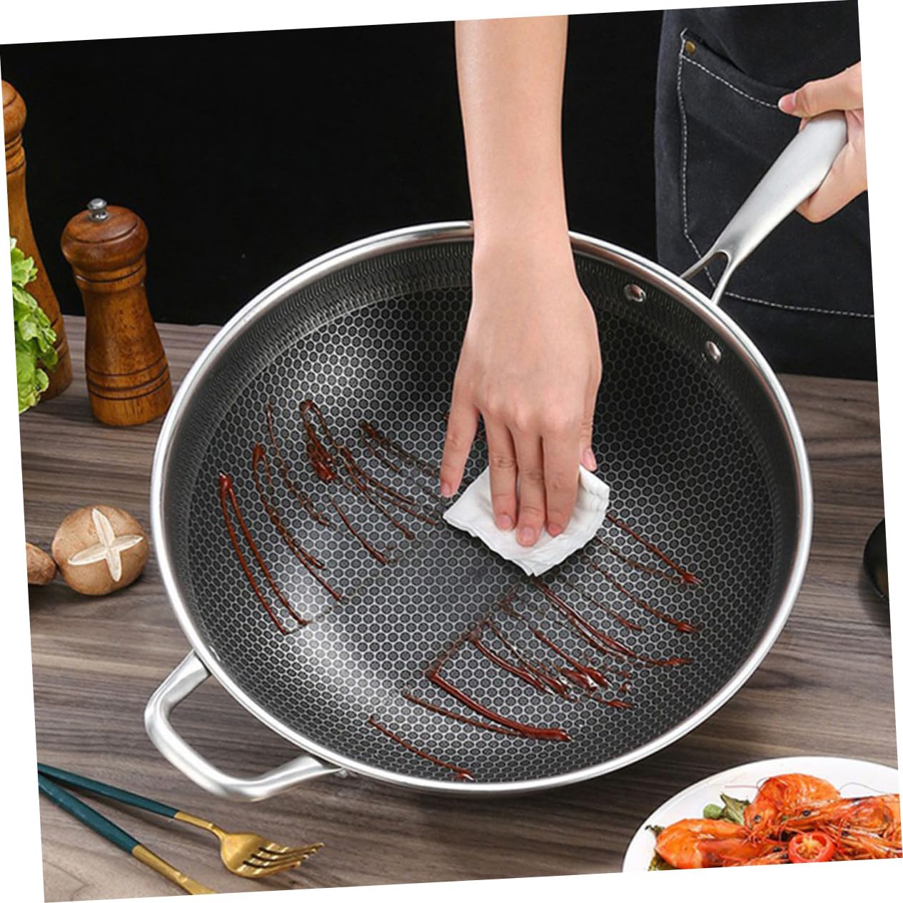 DECHOUS 34cm Stainless Steel Honeycomb Grain Nonstick Wok Pan - Induction, Electric & Gas Stove Safe - Easy Clean BBQ & Stir Fry Cooking Pan for Home Kitchen