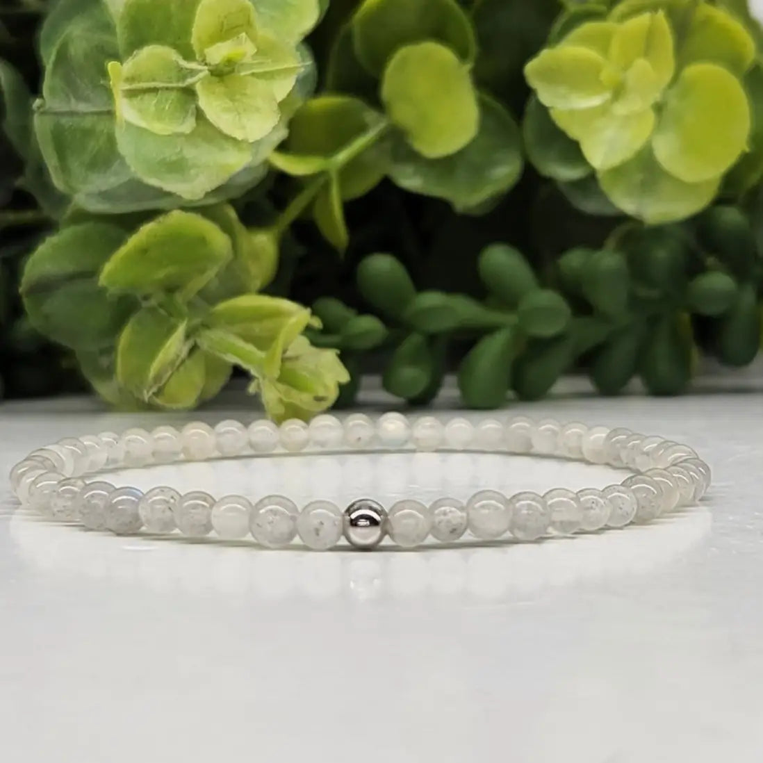 Labradorite Smooth Bead Stretch Bracelet - Healing Crystal Jewelry for Women, Adjustable Gemstone Beaded Bracelet for Meditation, Yoga & Spiritual Energy