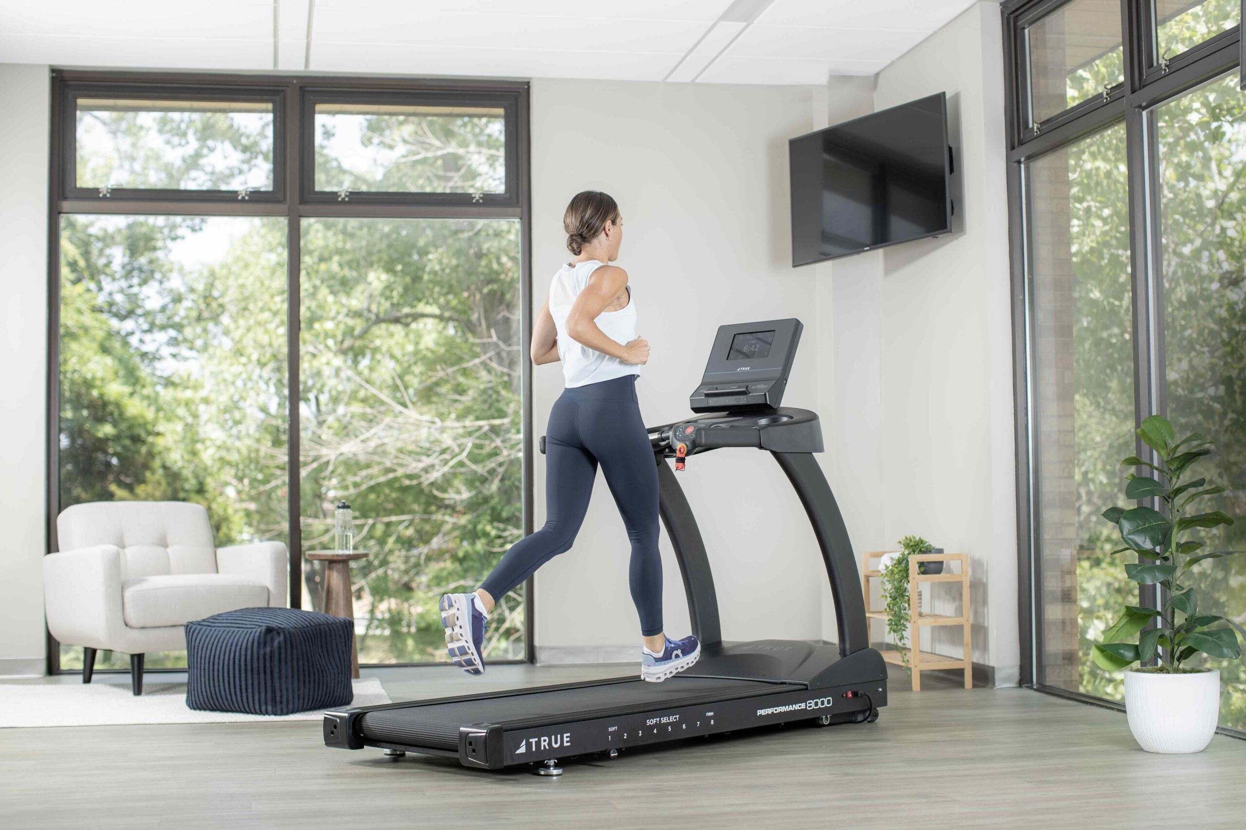 True Performance 8000 Treadmill - Professional Home Gym Equipment for Running & Walking - Perfect for Cardio Workouts, Weight Loss & Home Fitness Training
