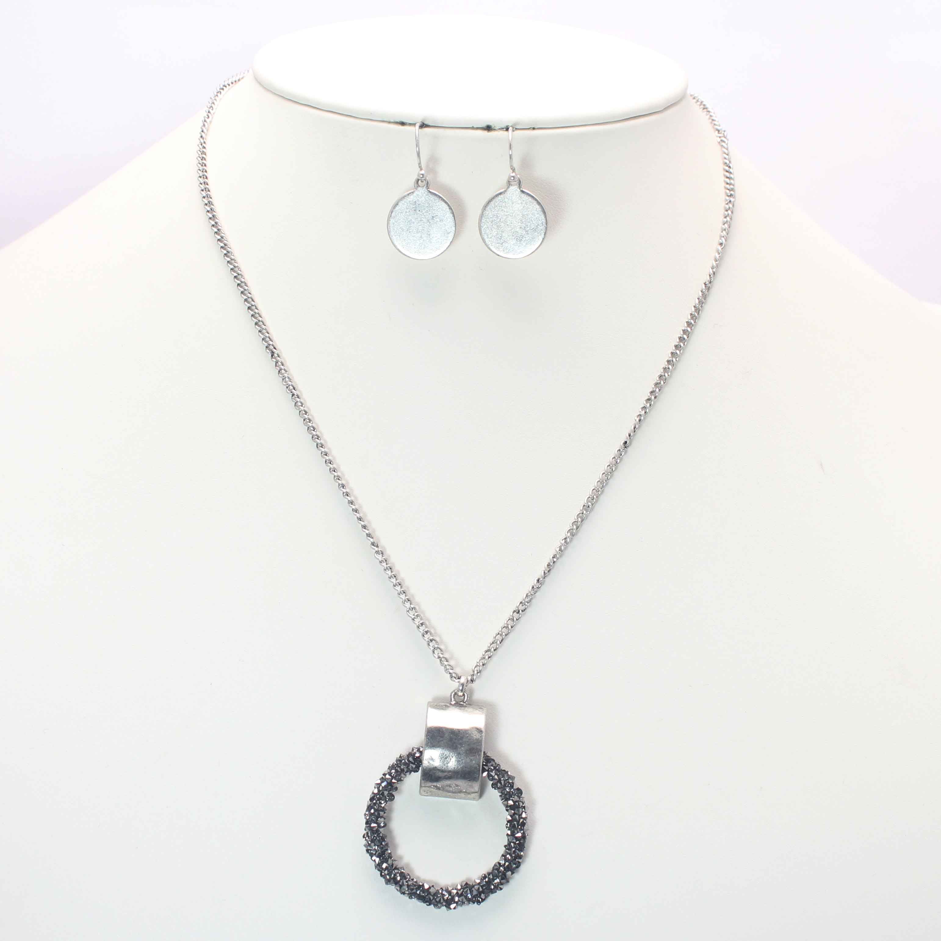 Stylish Hematite Necklace Set for Women - Healing Stone Jewelry for Stress Relief & Positive Energy - Perfect for Meditation, Yoga & Everyday Wear