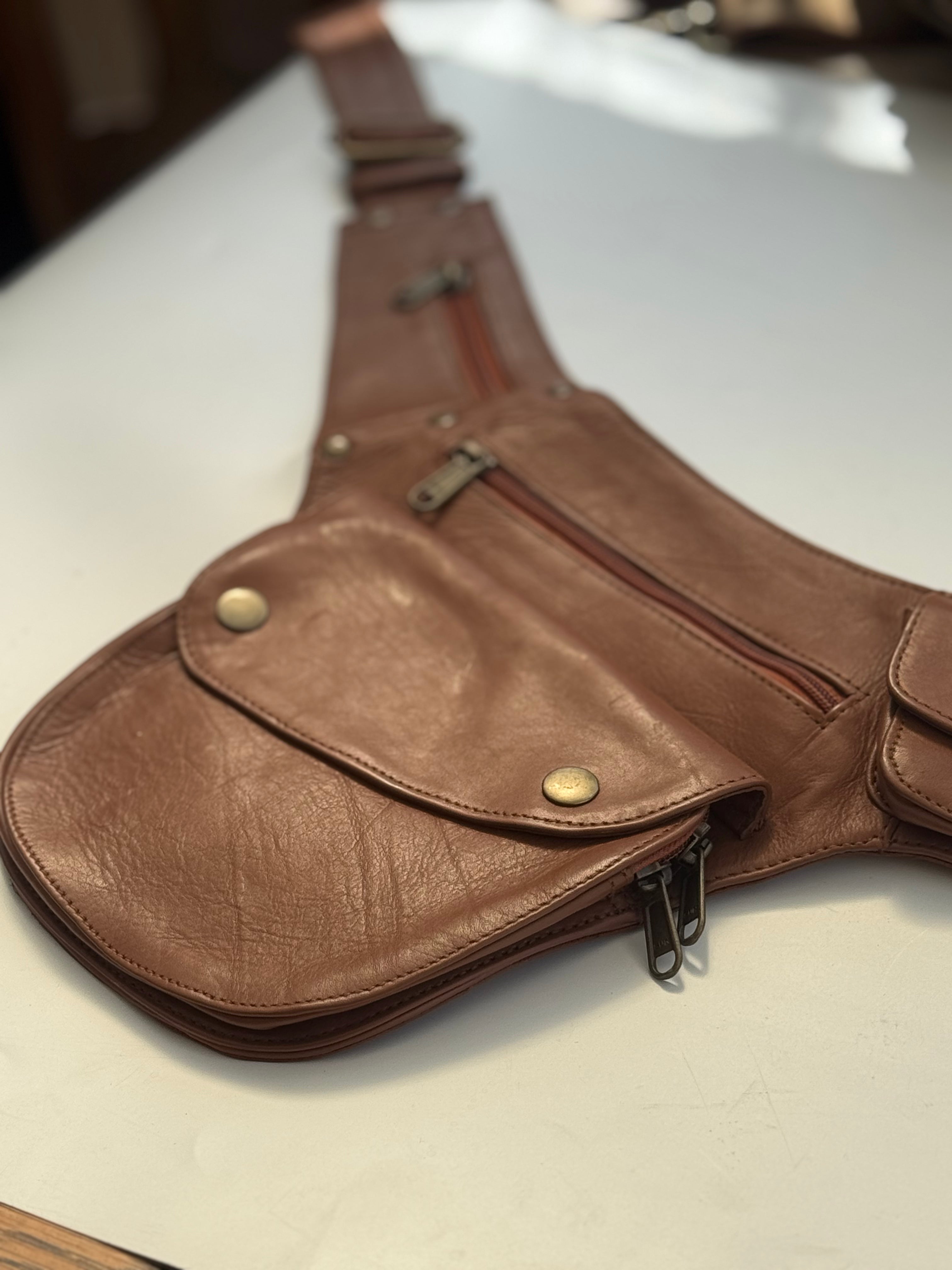 Genuine Leather Hip Bag for Men & Women - Saddle Brown Crossbody Waist Pack - Perfect for Travel, Hiking, and Everyday Use