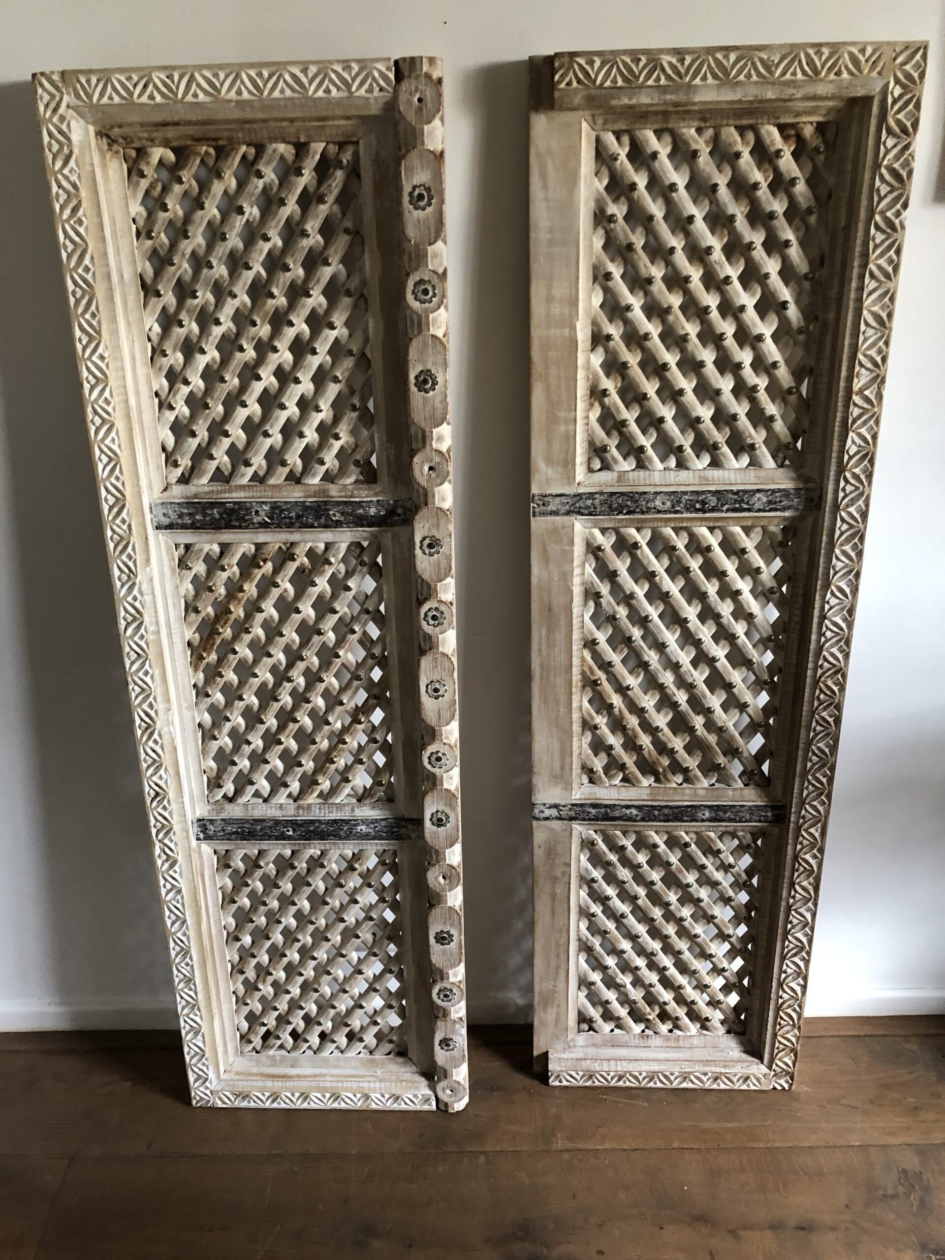 Hand Carved Indian Solid Wood Jali Doors Set - White 127cm (50