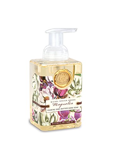 Floral notes of magnolia, jasmine and honeysuckle with hints of violet and bergamot.