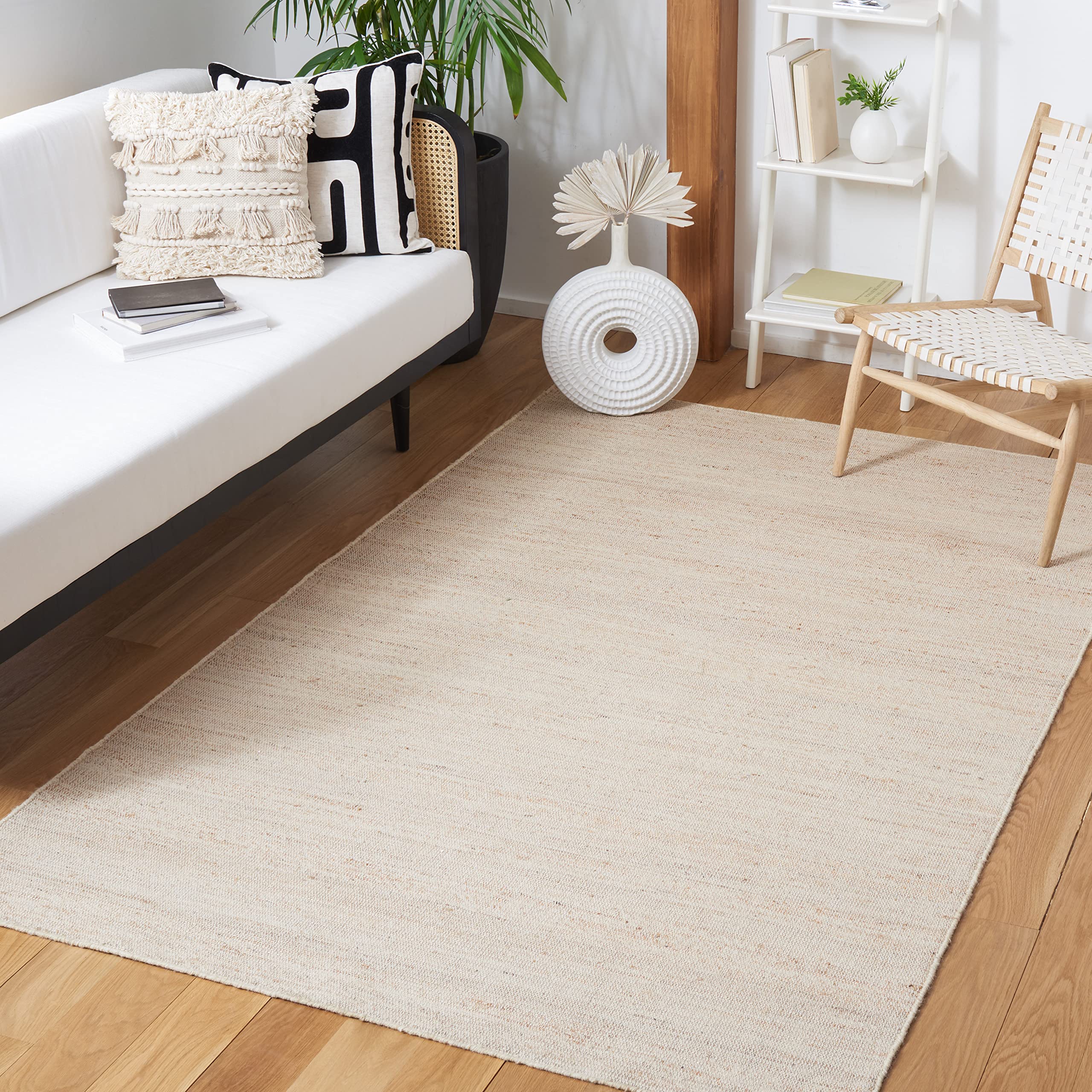SAFAVIEH Handmade Wool & Jute Area Rug 6'x6' Square - Natural/Beige (NFB554B) for Living Room, Dining Room & Bedroom | Eco-Friendly Natural Fiber Collection | Perfect for Boho, Farmhouse & Modern Decor