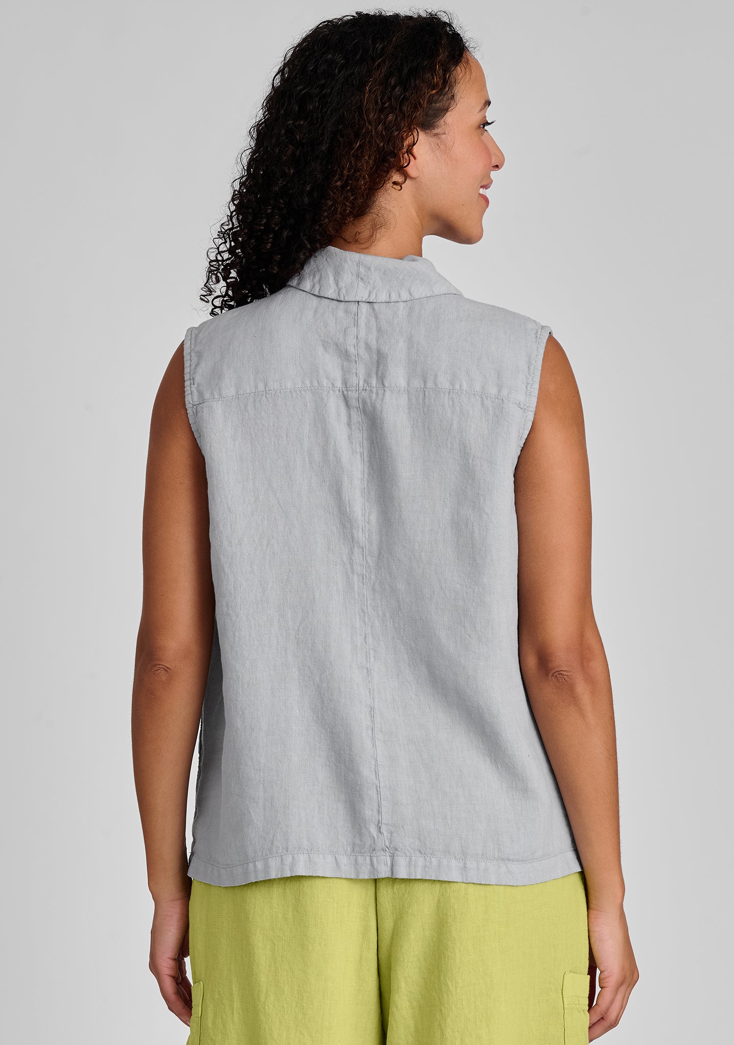 Stylish Chelsea Linen Vest for Women - Breathable Summer Fashion Top - Perfect for Casual Outings, Beach Cover-ups & Layering