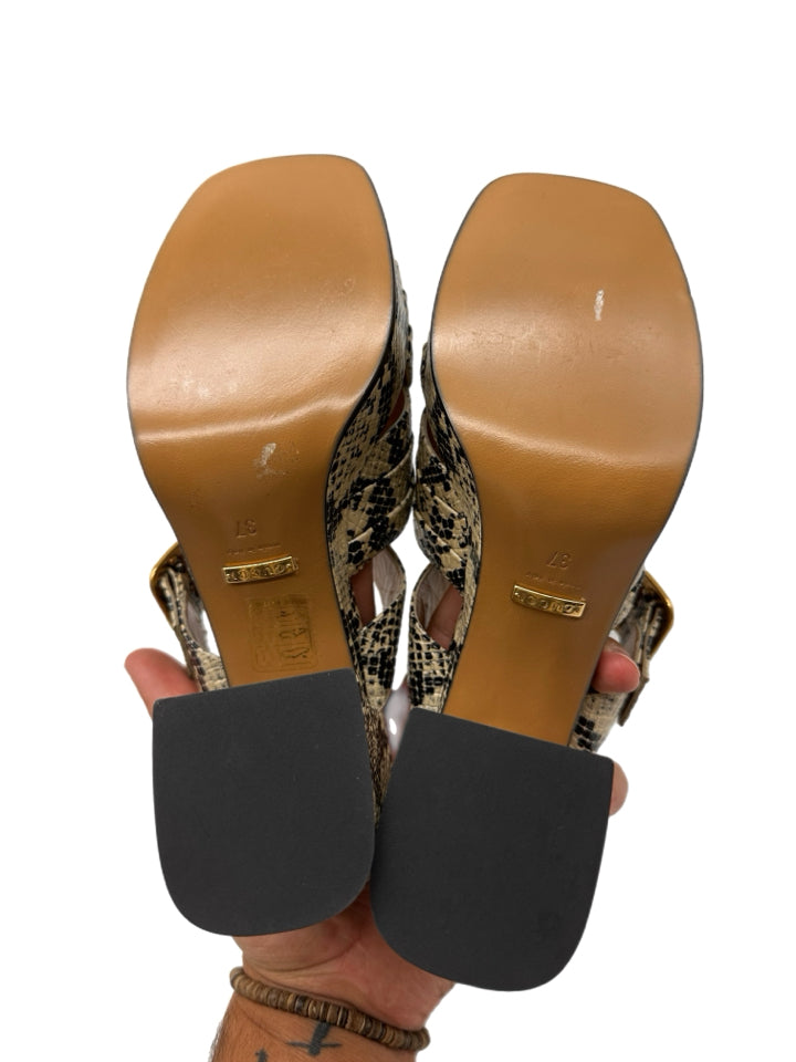 Gucci Women's Python Embossed Platform Heels - Size 37 (US 7) - Luxury High Heels for Parties, Weddings & Evening Events