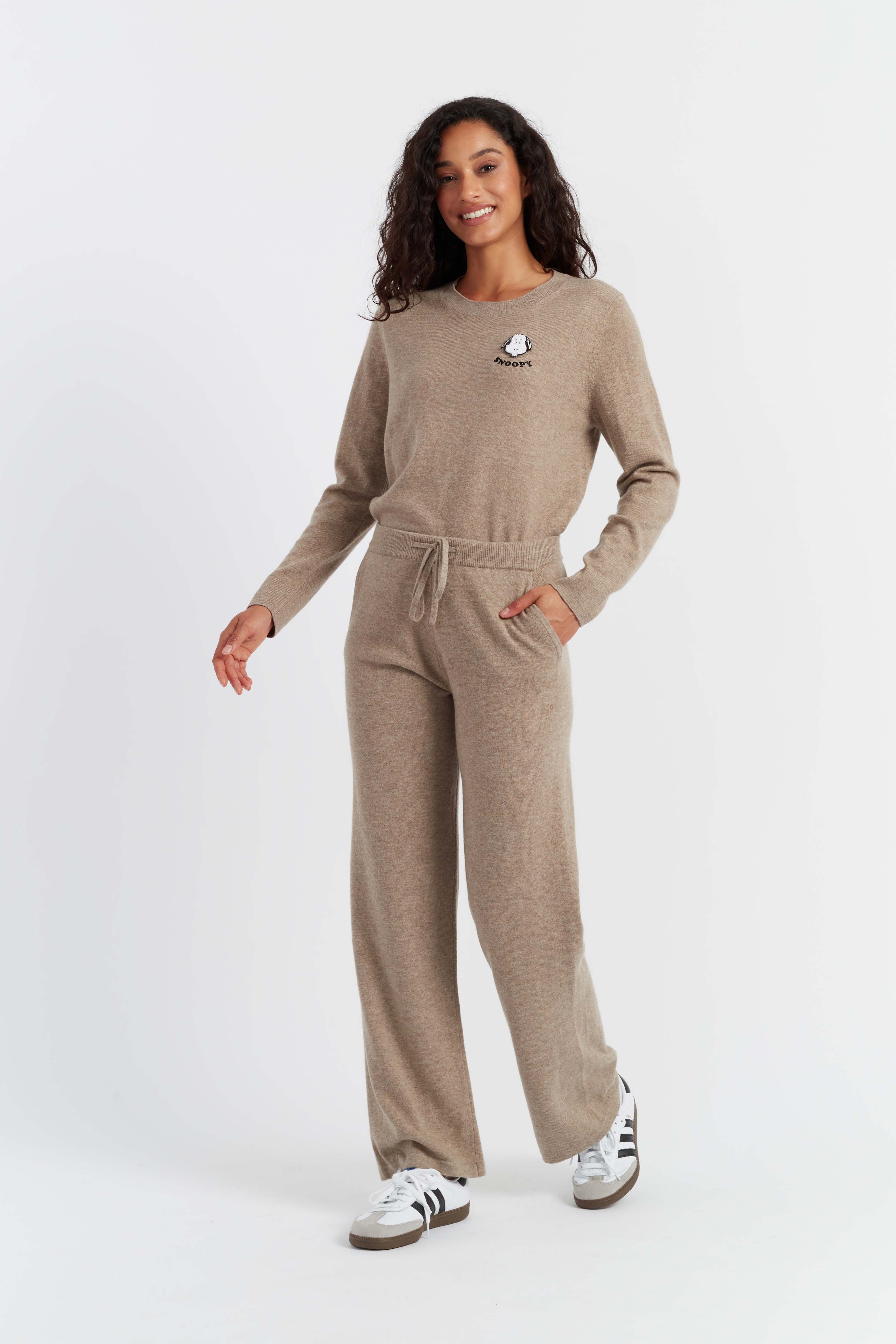 Soft Truffle Wool Cashmere Snoopy Wide Leg Lounge Pants for Women - Cozy Winter Loungewear & Casual Outfit