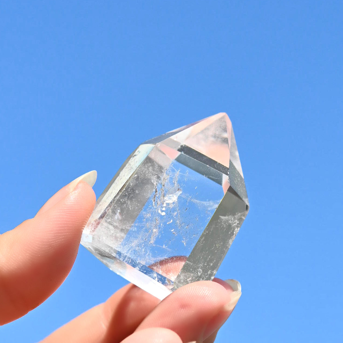 Natural Clear Quartz Crystal Point - Healing Stone for Meditation, Energy Cleansing & Chakra Balancing | Perfect for Home Decor, Yoga & Spiritual Practices