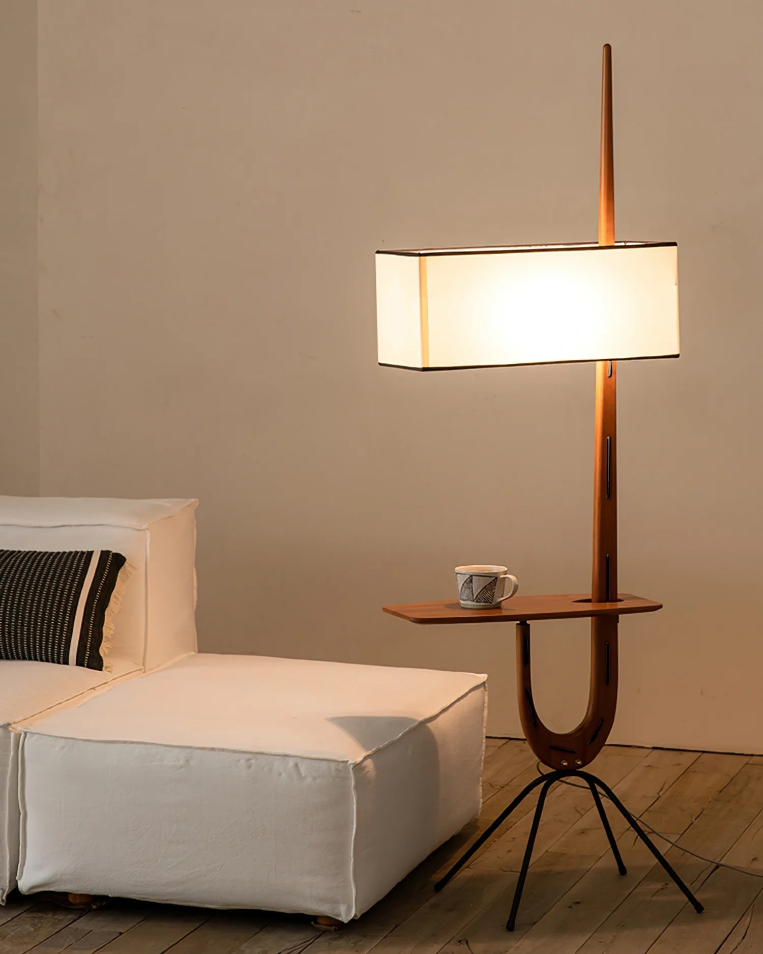 Modern Ardent Arch Floor Lamp - Adjustable LED Reading Light for Living Room, Bedroom & Office - Dimmable Brightness & Flexible Design for Cozy Ambience