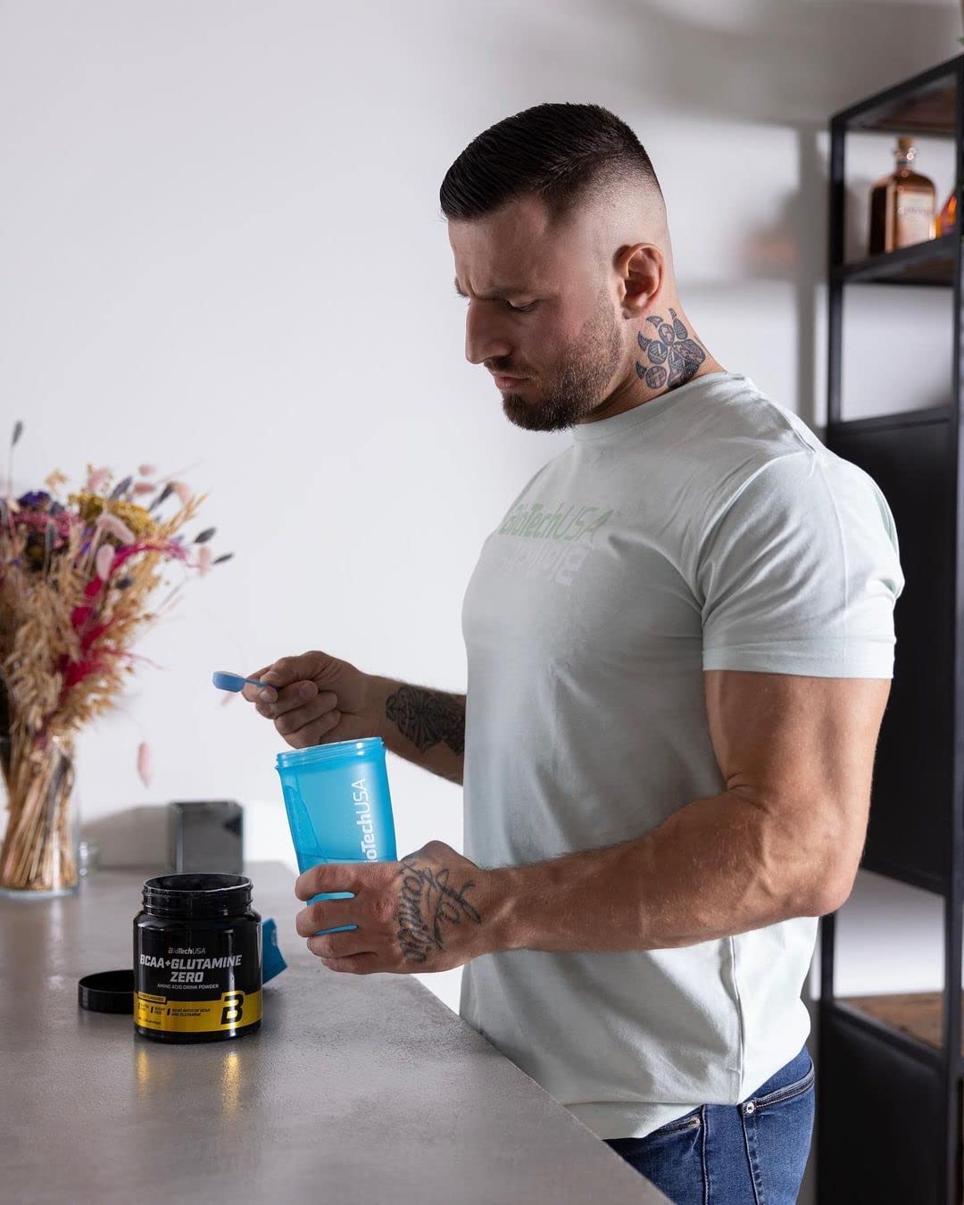 BioTechUSA BCAA + Glutamine Zero Powder - Lemon Flavor 480g for Muscle Recovery & Endurance | Pre & Post Workout Supplement for Athletes & Fitness Enthusiasts